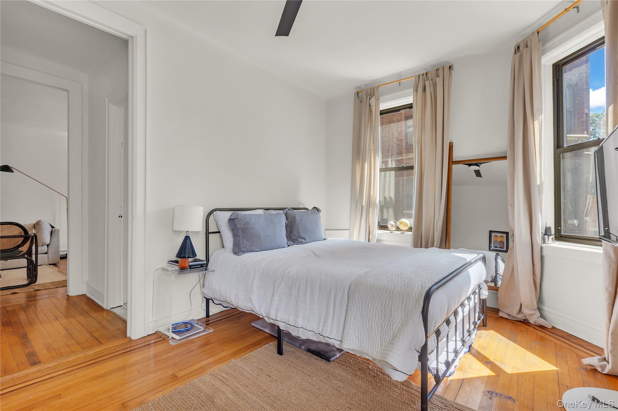 31 Pondfield Road W # 1, Bronxville, NY 10708