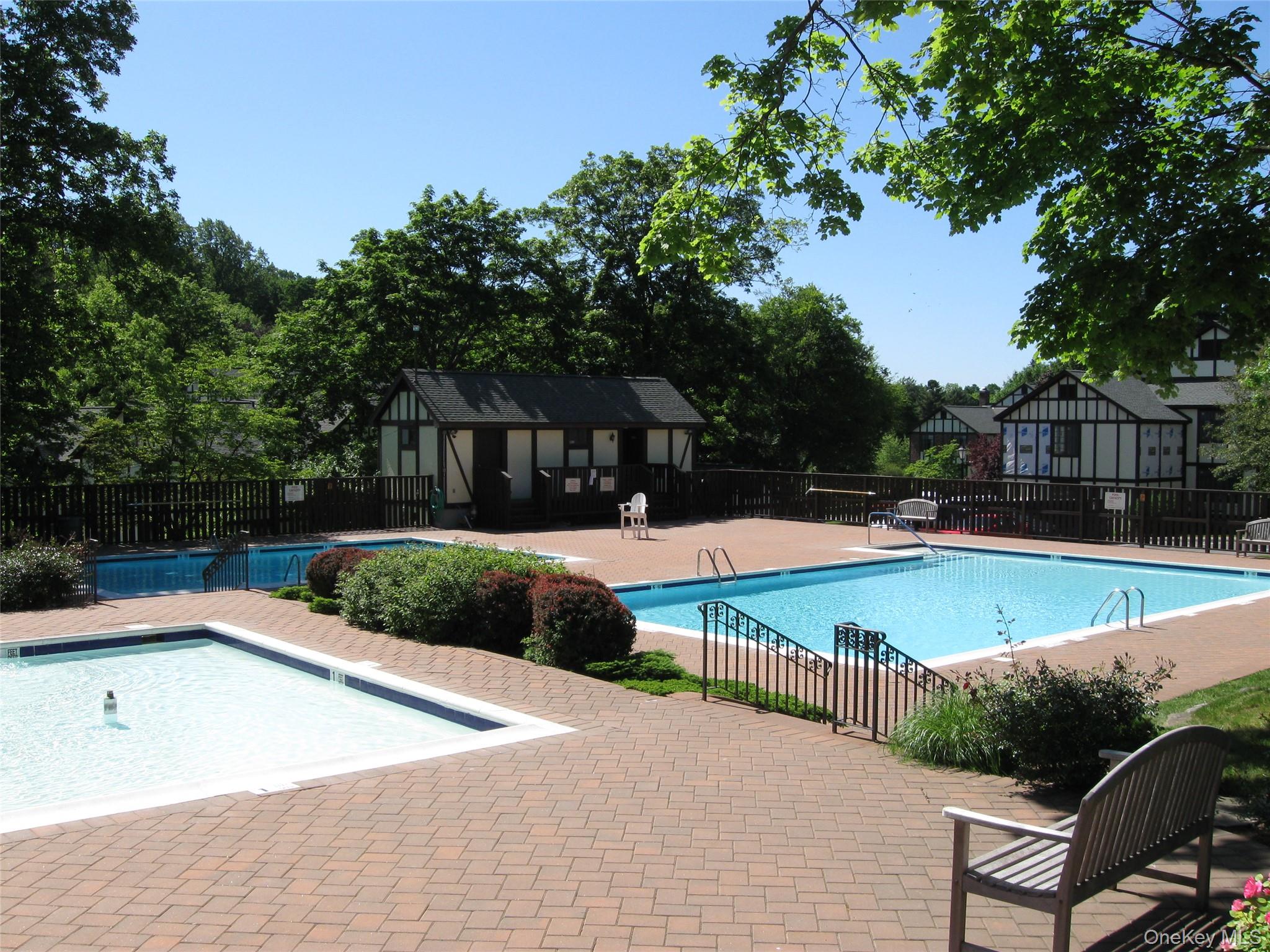 60 Foxwood Drive # 2, Pleasantville, NY 10570