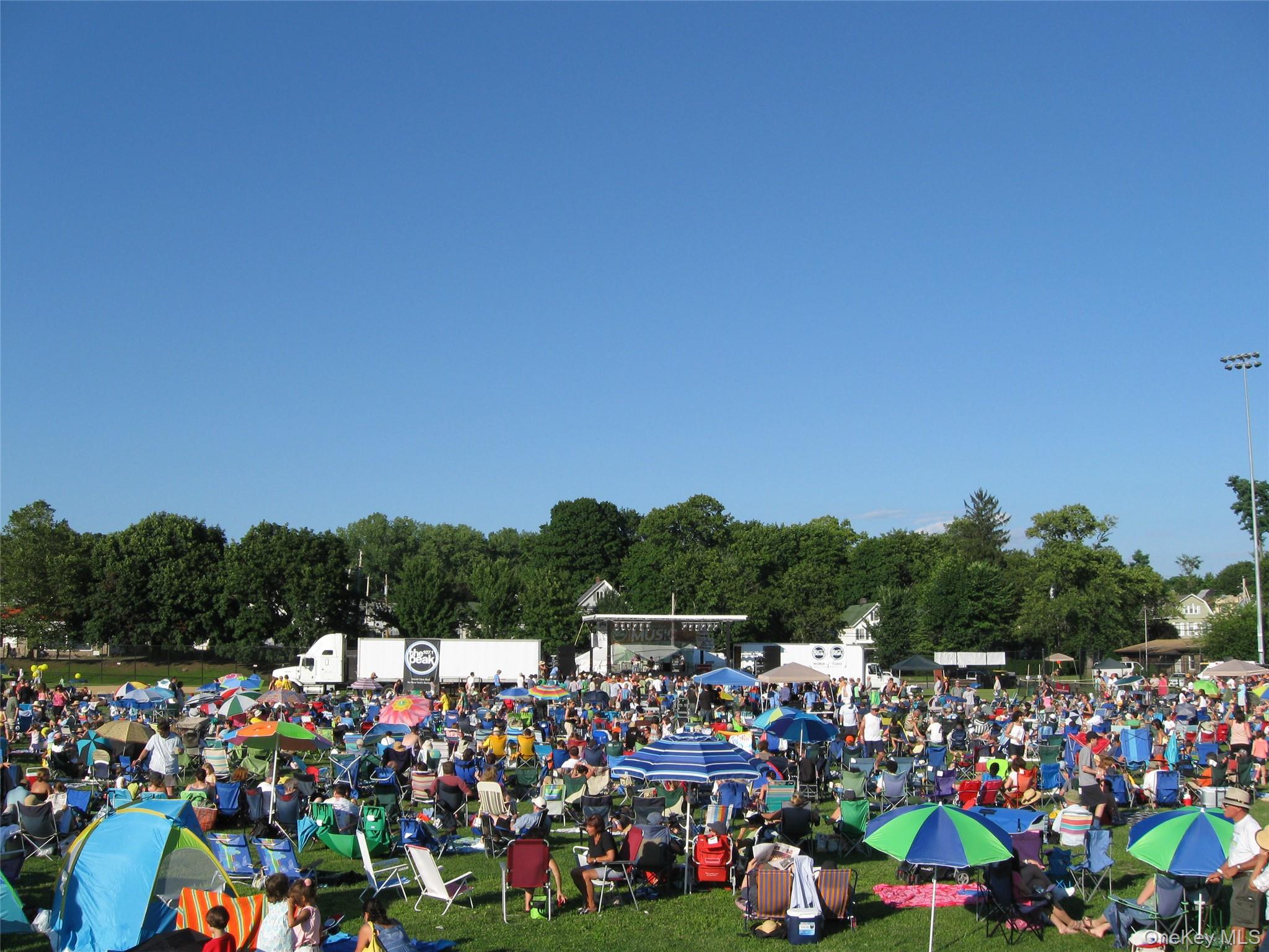 60 Foxwood Drive # 2, Pleasantville, NY 10570