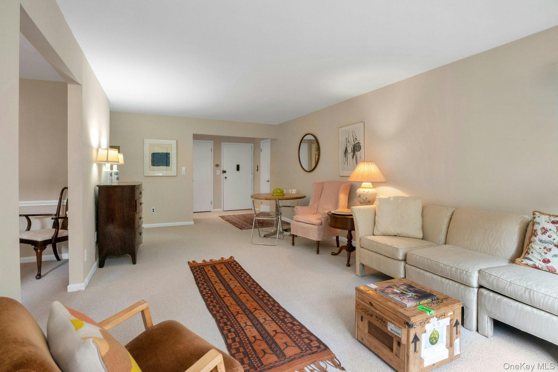 60 Foxwood Drive # 2, Pleasantville, NY 10570