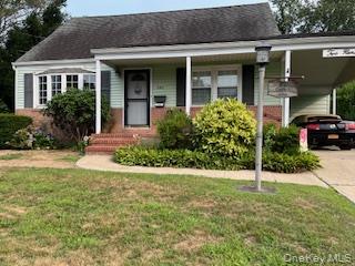 280 Sherbrooke Road, Lindenhurst, NY 11757