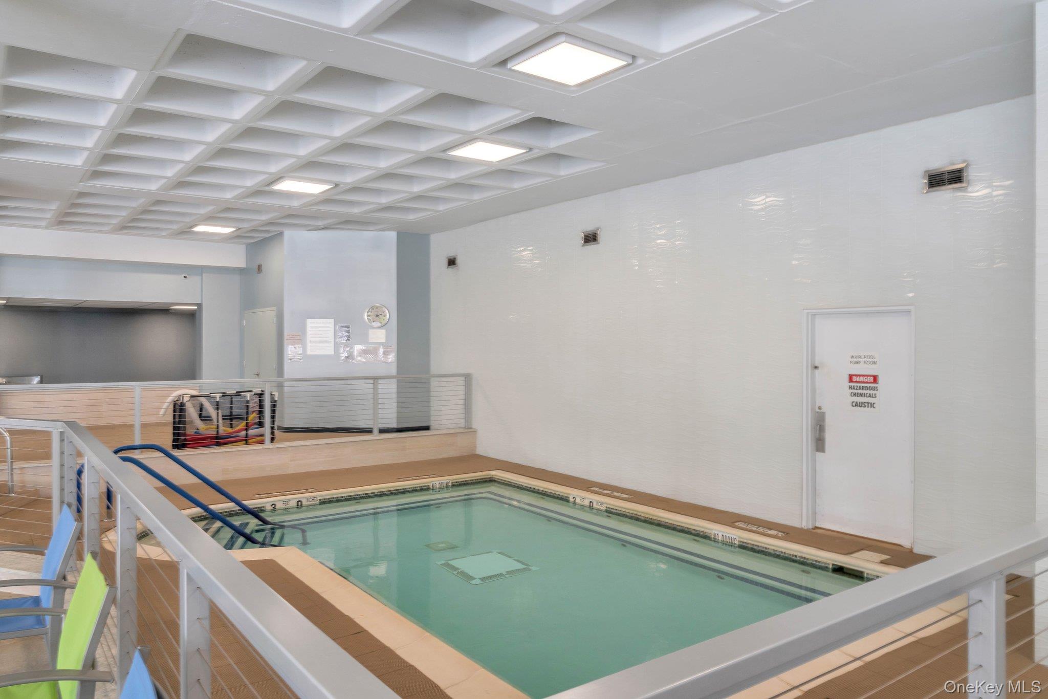 27110 Grand Central Parkway Parkway # 15Z, Floral Park, NY 11005