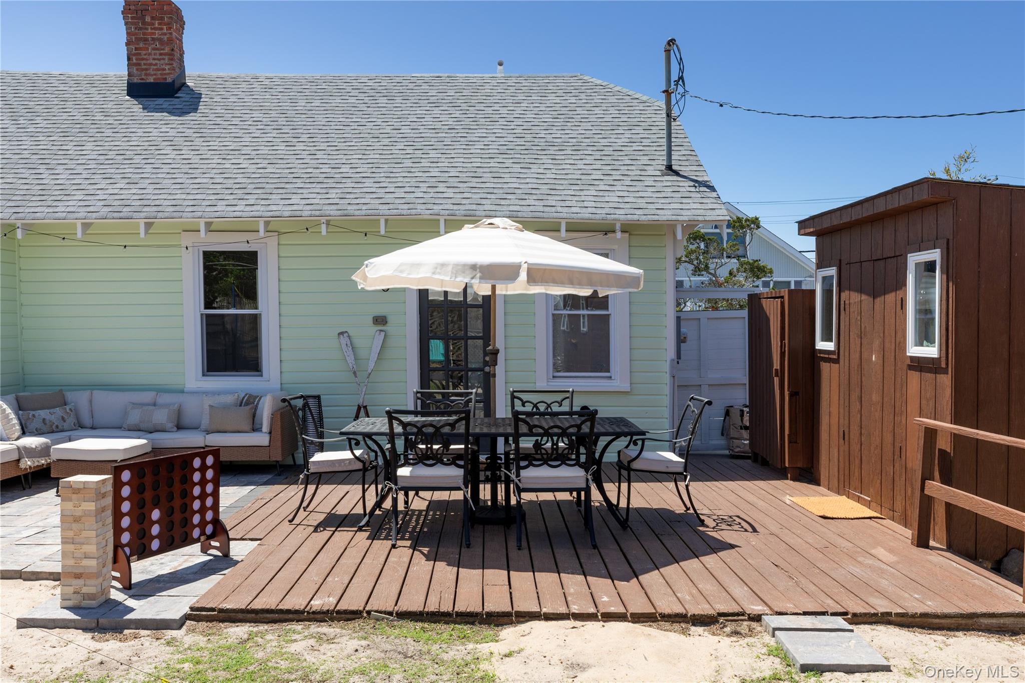 12 Surfview Walk, Seaview, NY 11770