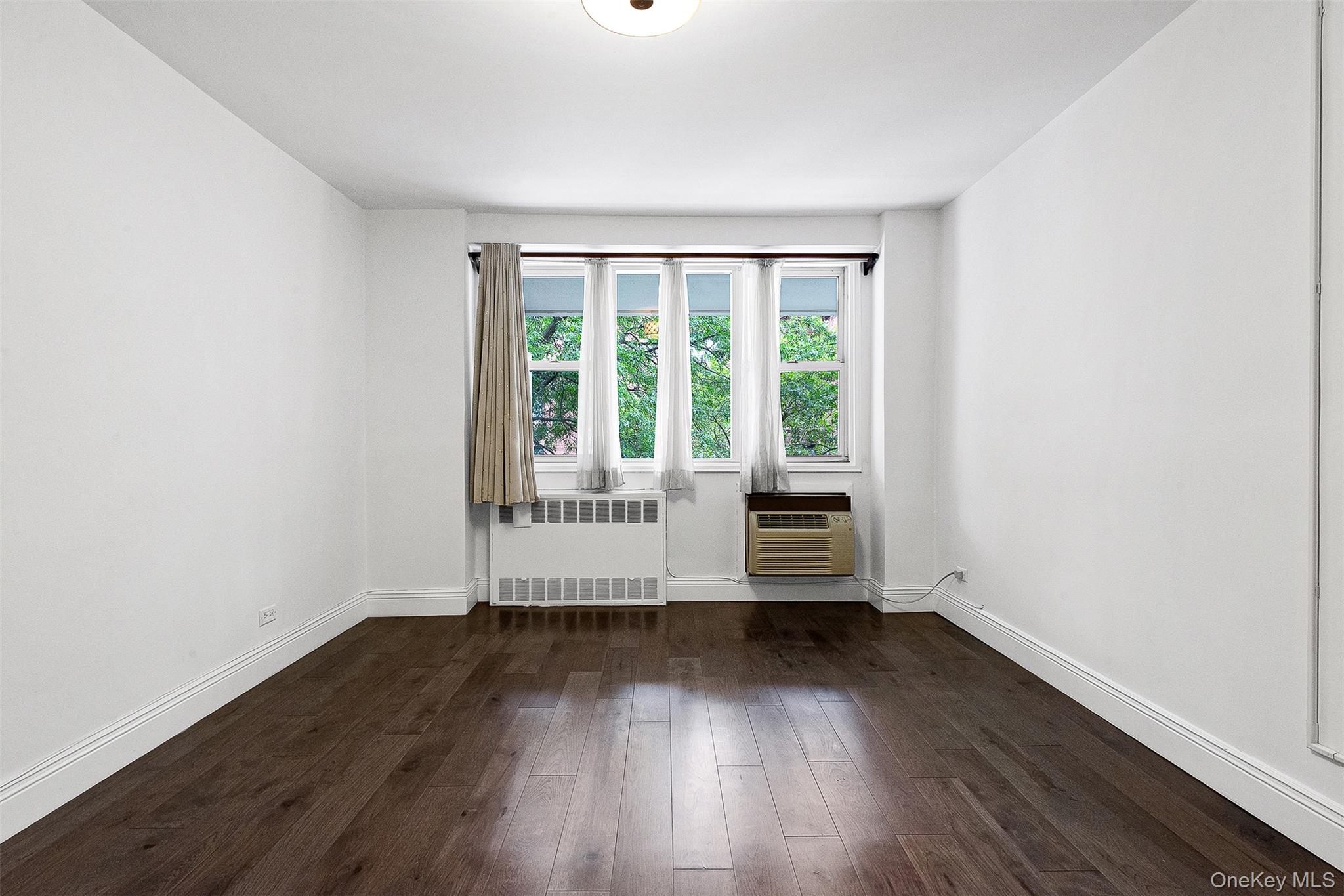 110-50 71st Road # 5D, Forest Hills, NY 11375