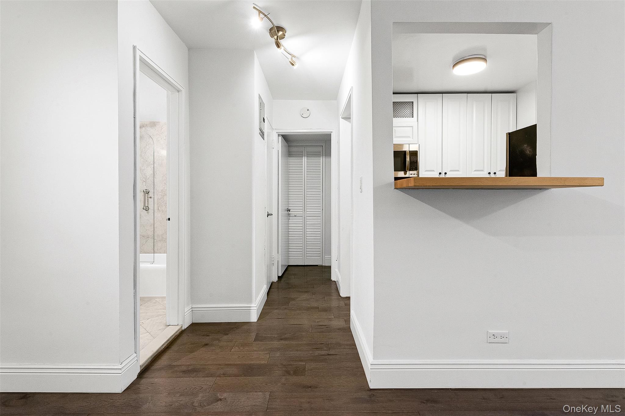 110-50 71st Road # 5D, Forest Hills, NY 11375