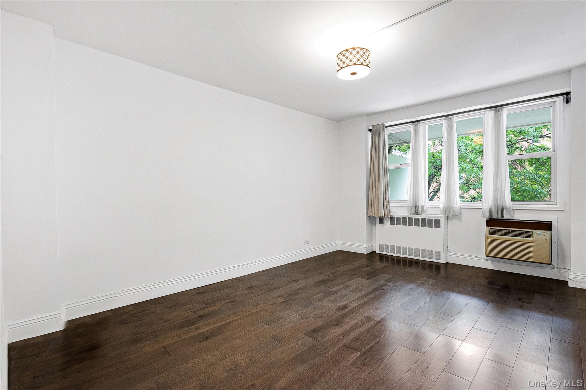 110-50 71st Road # 5D, Forest Hills, NY 11375