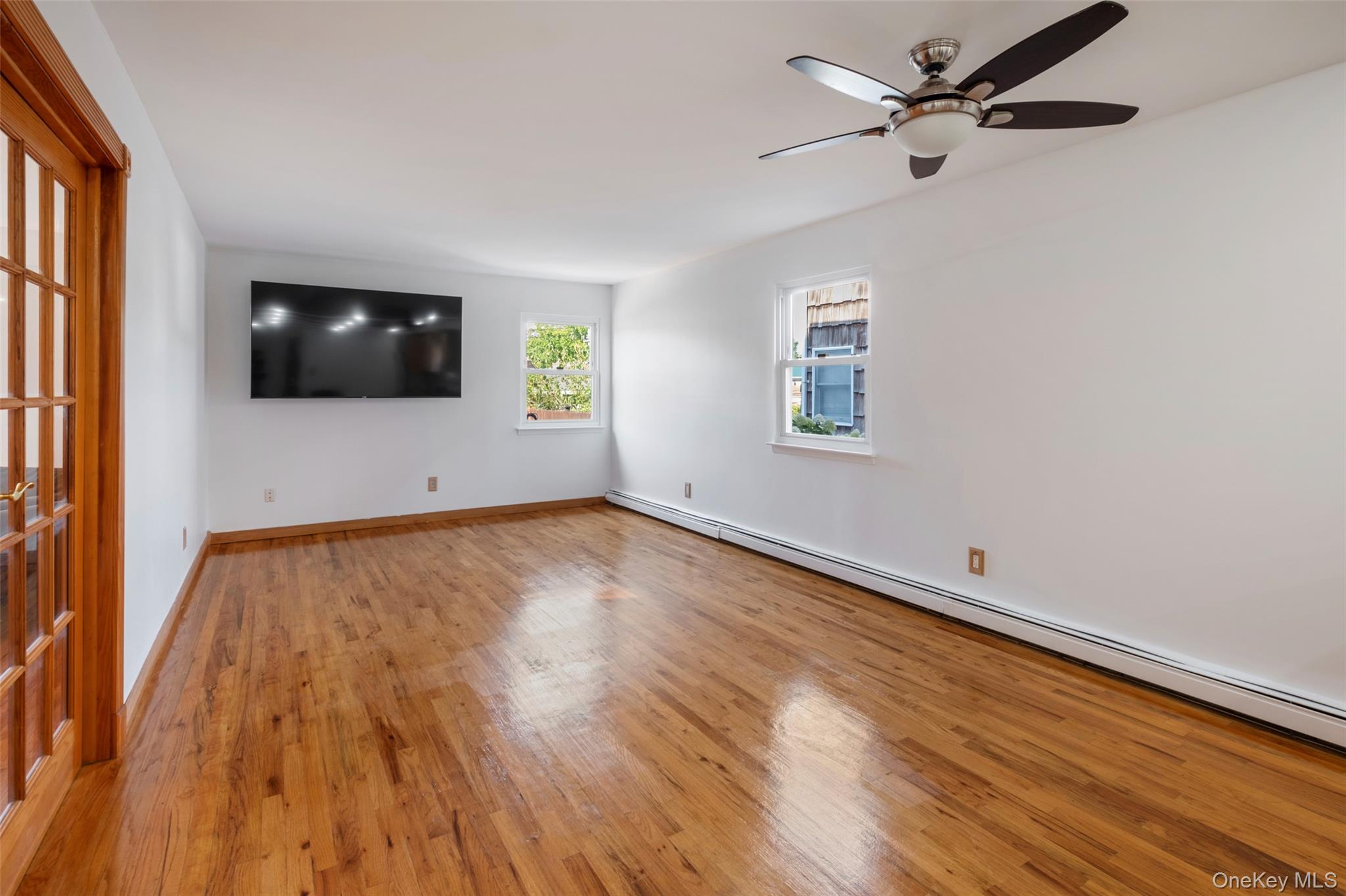 34 Vandewater Avenue, Floral Park, NY 11001