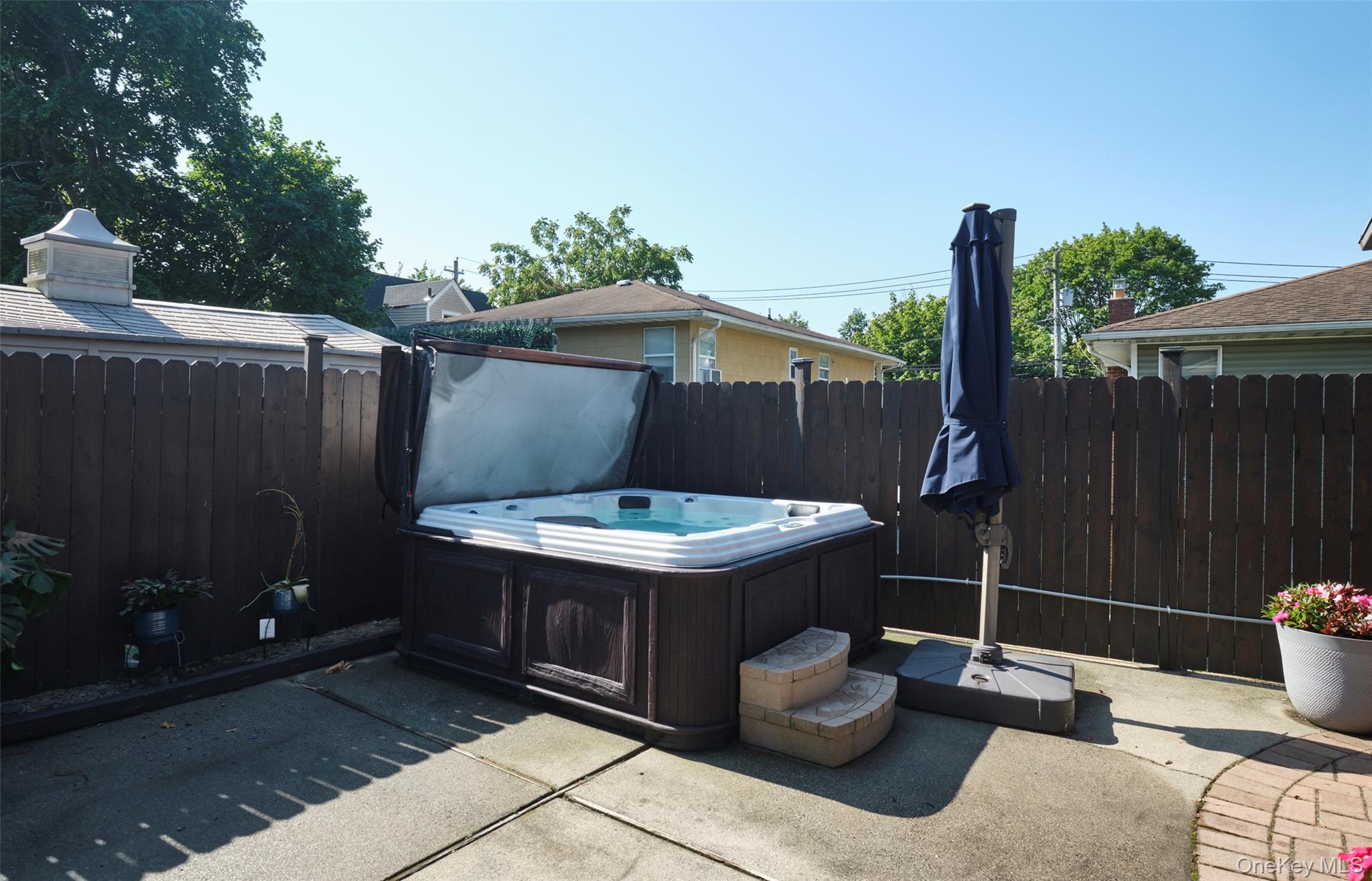 34 Vandewater Avenue, Floral Park, NY 11001