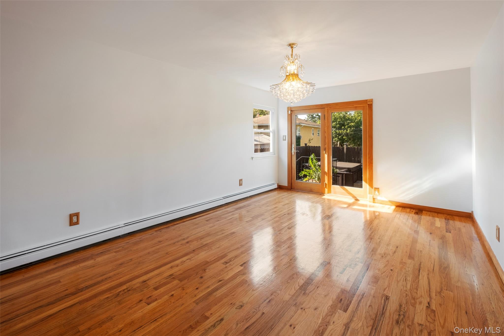 34 Vandewater Avenue, Floral Park, NY 11001