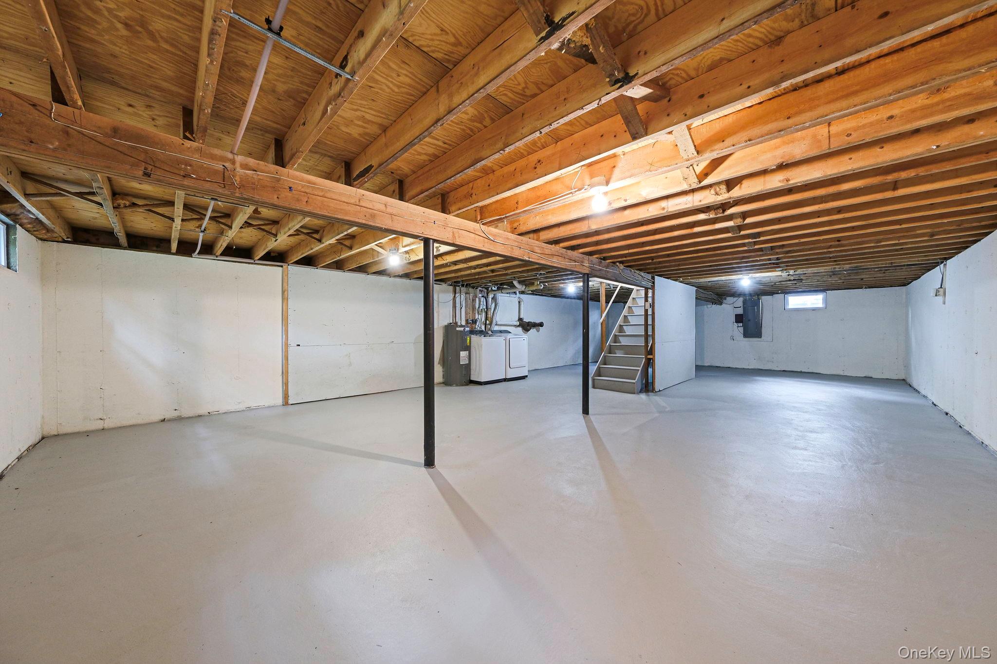 267 Accabonac Road, East Hampton, NY 11937