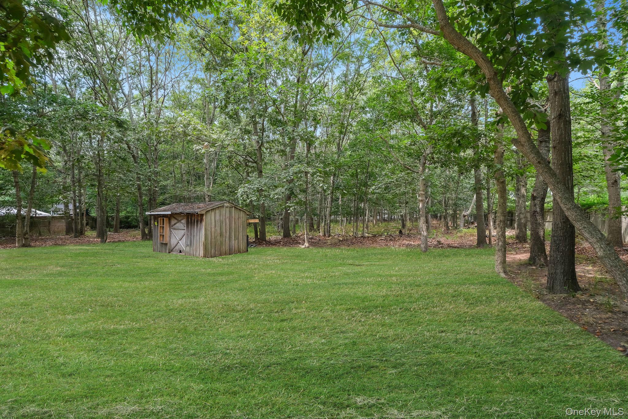 267 Accabonac Road, East Hampton, NY 11937