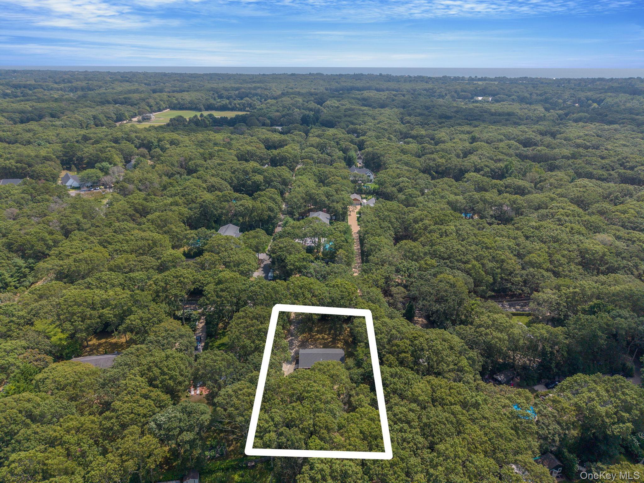 267 Accabonac Road, East Hampton, NY 11937