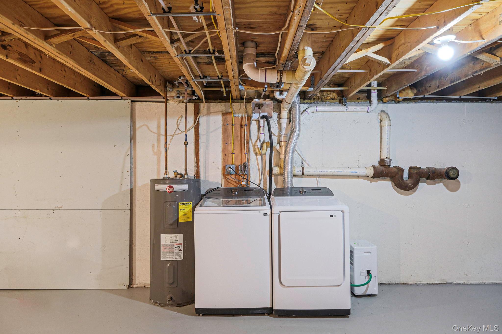 267 Accabonac Road, East Hampton, NY 11937