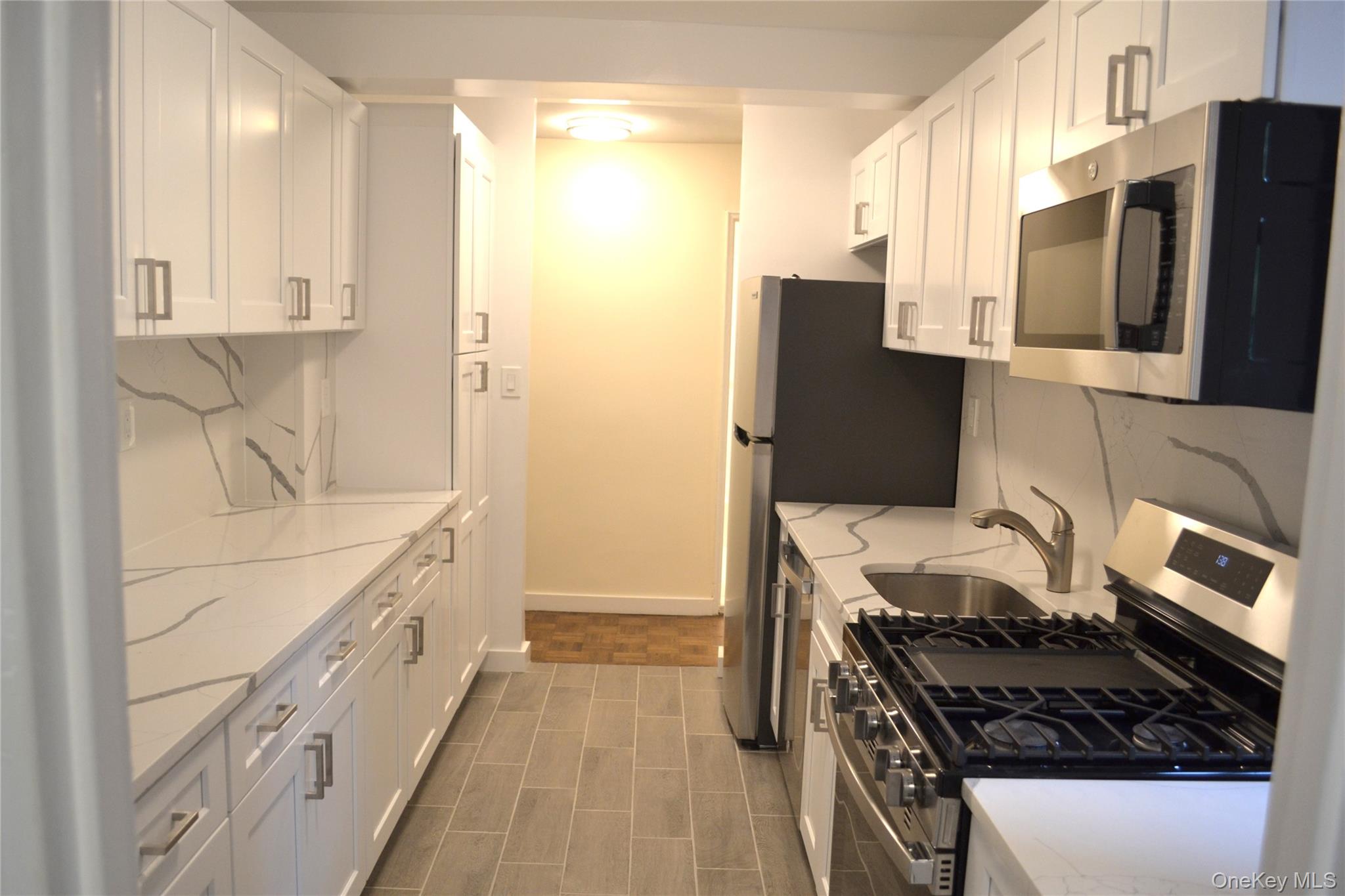 632 Warburton Avenue # 3M, Yonkers, NY 10701