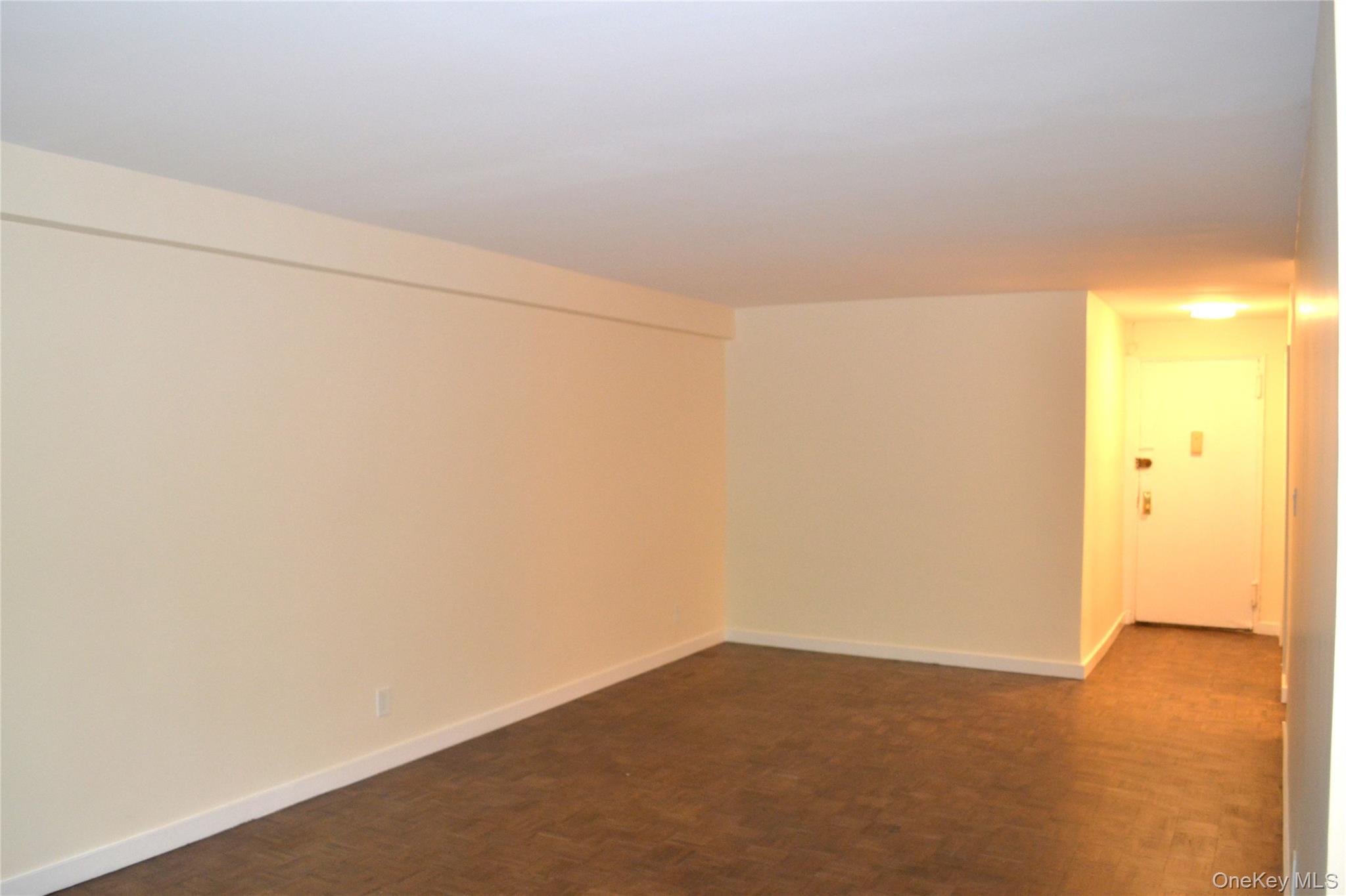 632 Warburton Avenue # 3M, Yonkers, NY 10701