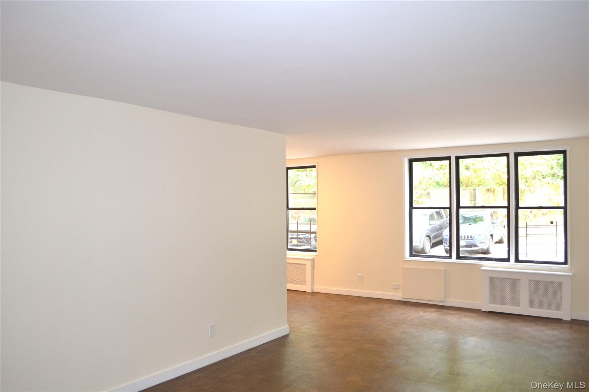 632 Warburton Avenue # 3M, Yonkers, NY 10701