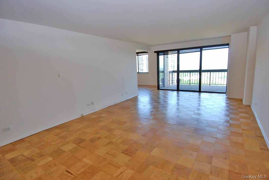 27110 Grand Central Parkway # 28H, Floral Park, NY 11005