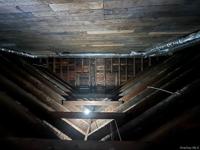 8 Dunes Lane # B, Port Washington, NY 11050