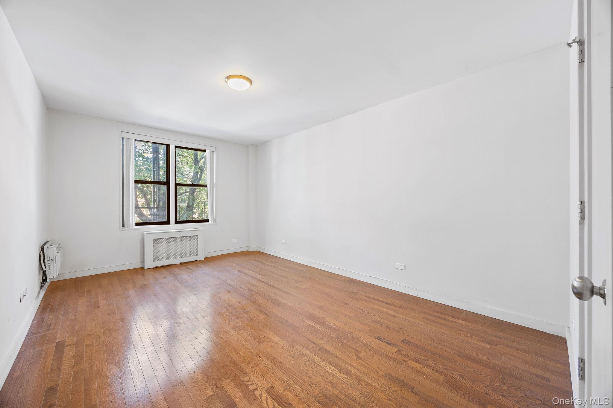 87-10 51st Ave Elmhurst, Avenue # 3S, Elmhurst, NY 11373