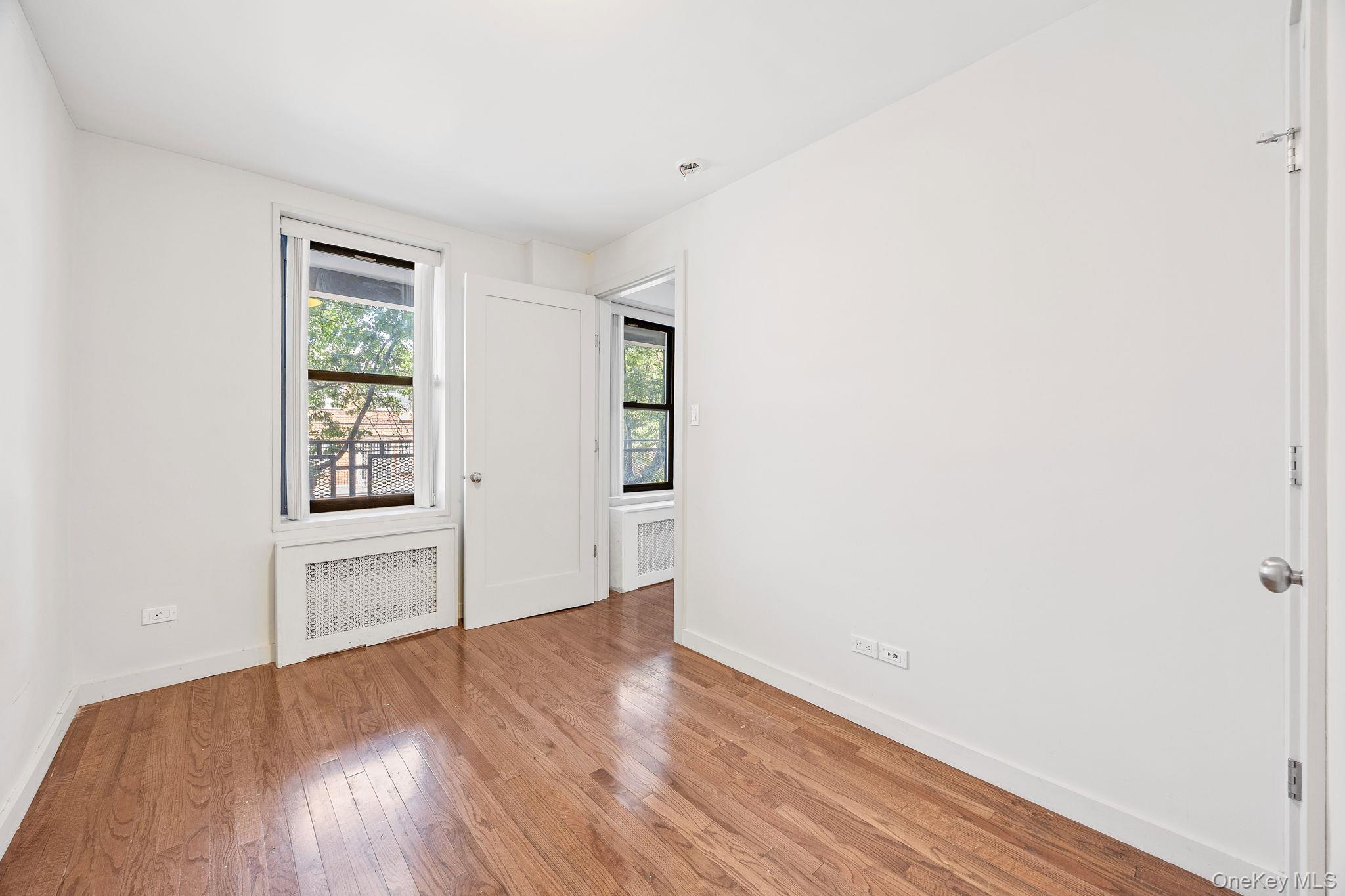 87-10 51st Ave Elmhurst, Avenue # 3S, Elmhurst, NY 11373