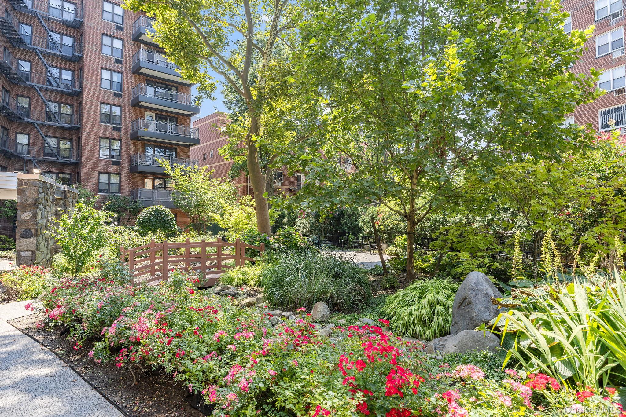 87-10 51st Ave Elmhurst, Avenue # 3S, Elmhurst, NY 11373