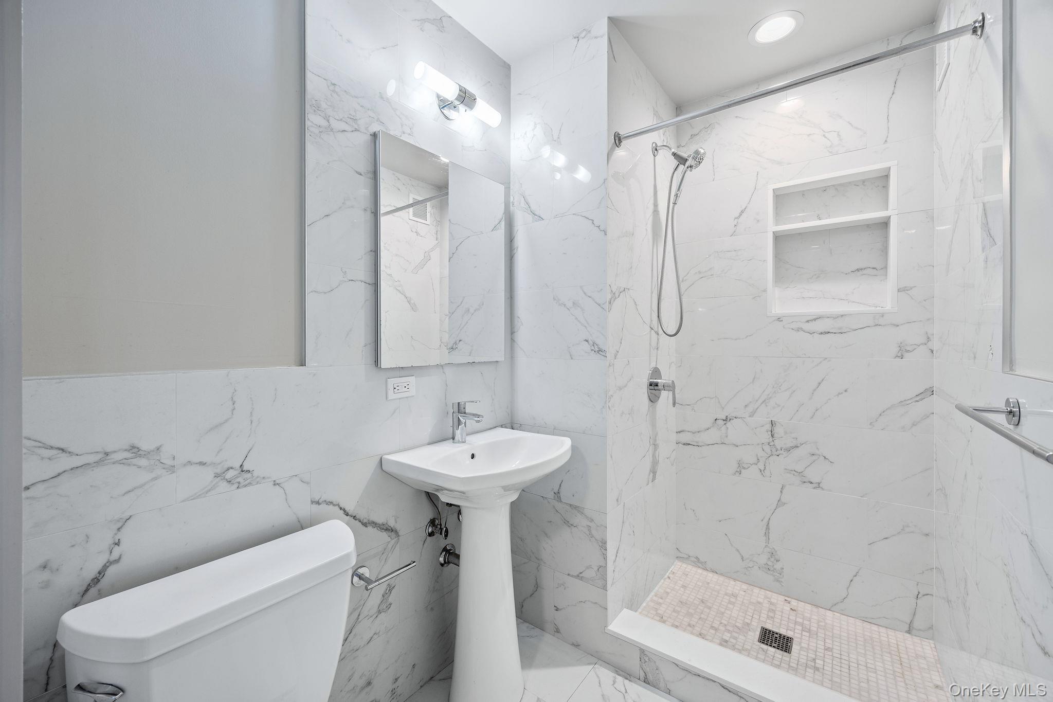 87-10 51st Ave Elmhurst, Avenue # 3S, Elmhurst, NY 11373