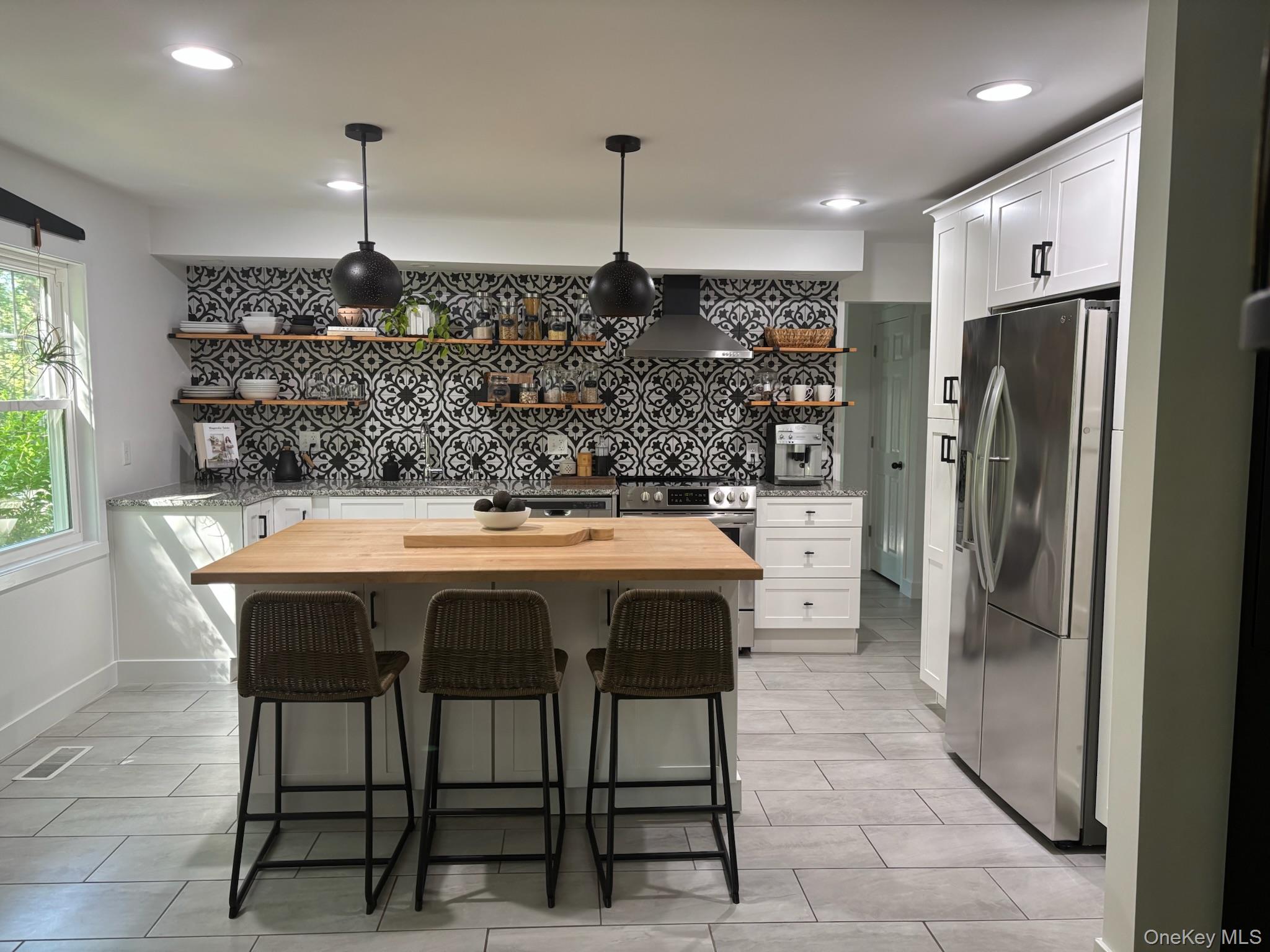 271 Tillson Lake Road, Wallkill, NY 12589