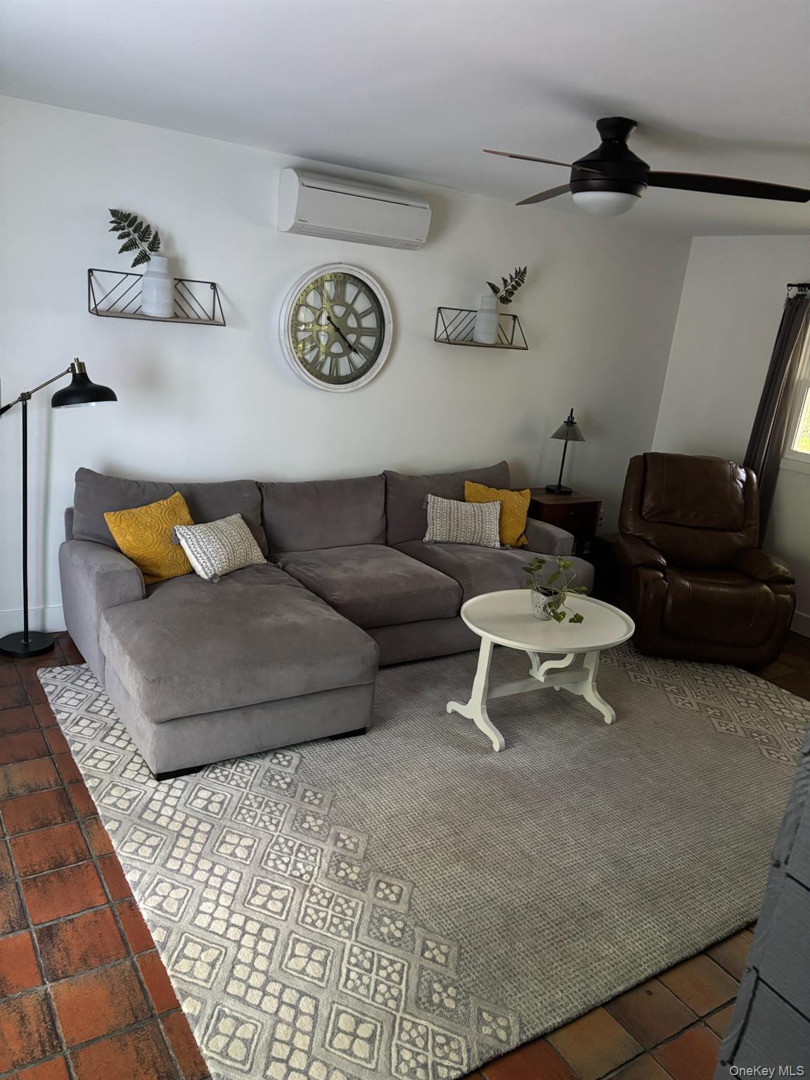 271 Tillson Lake Road, Wallkill, NY 12589