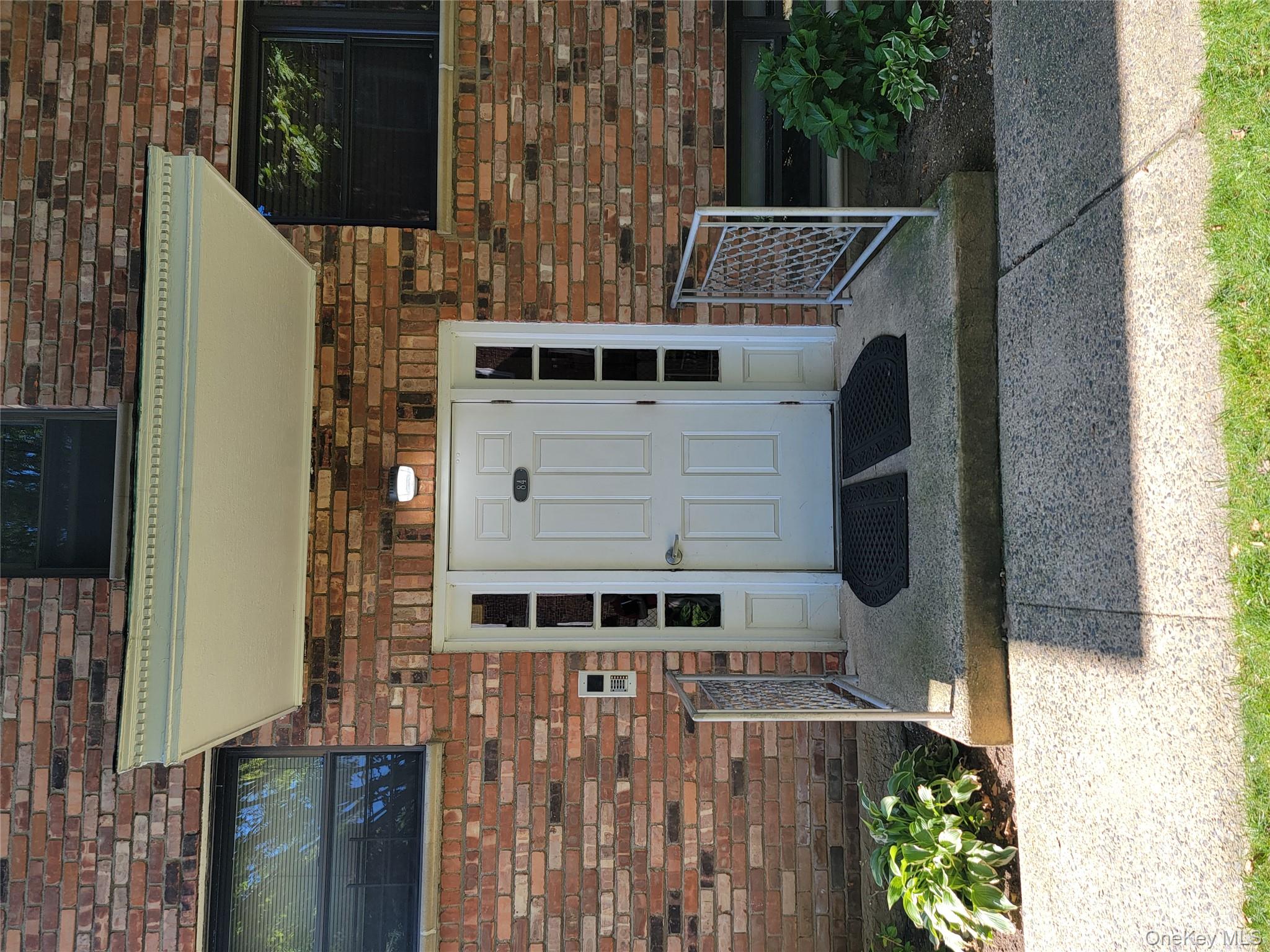 84 Lincoln Avenue # C5, Rockville Centre, NY 11570