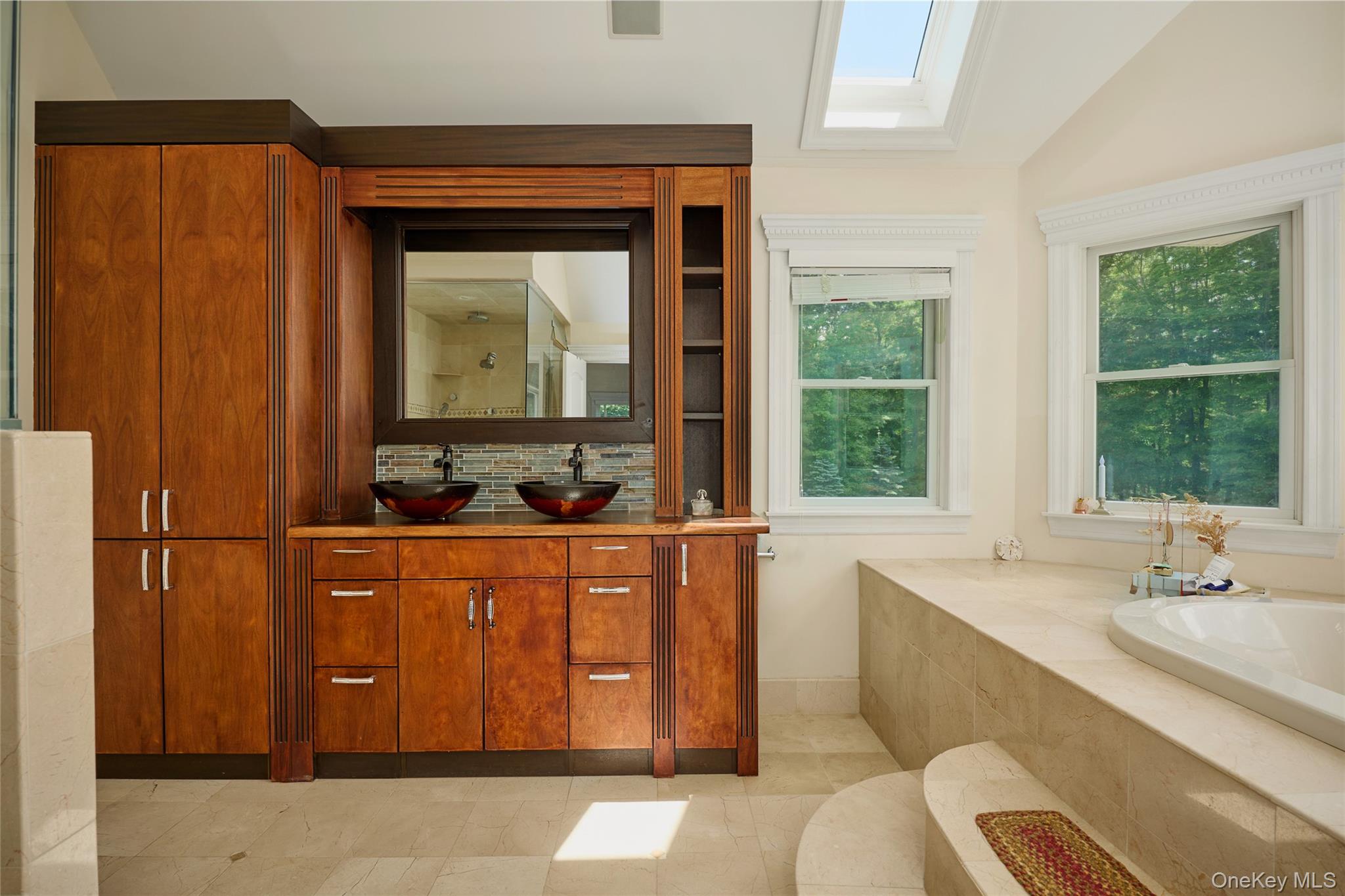 14 Stonewall Court, Warwick, NY 10990