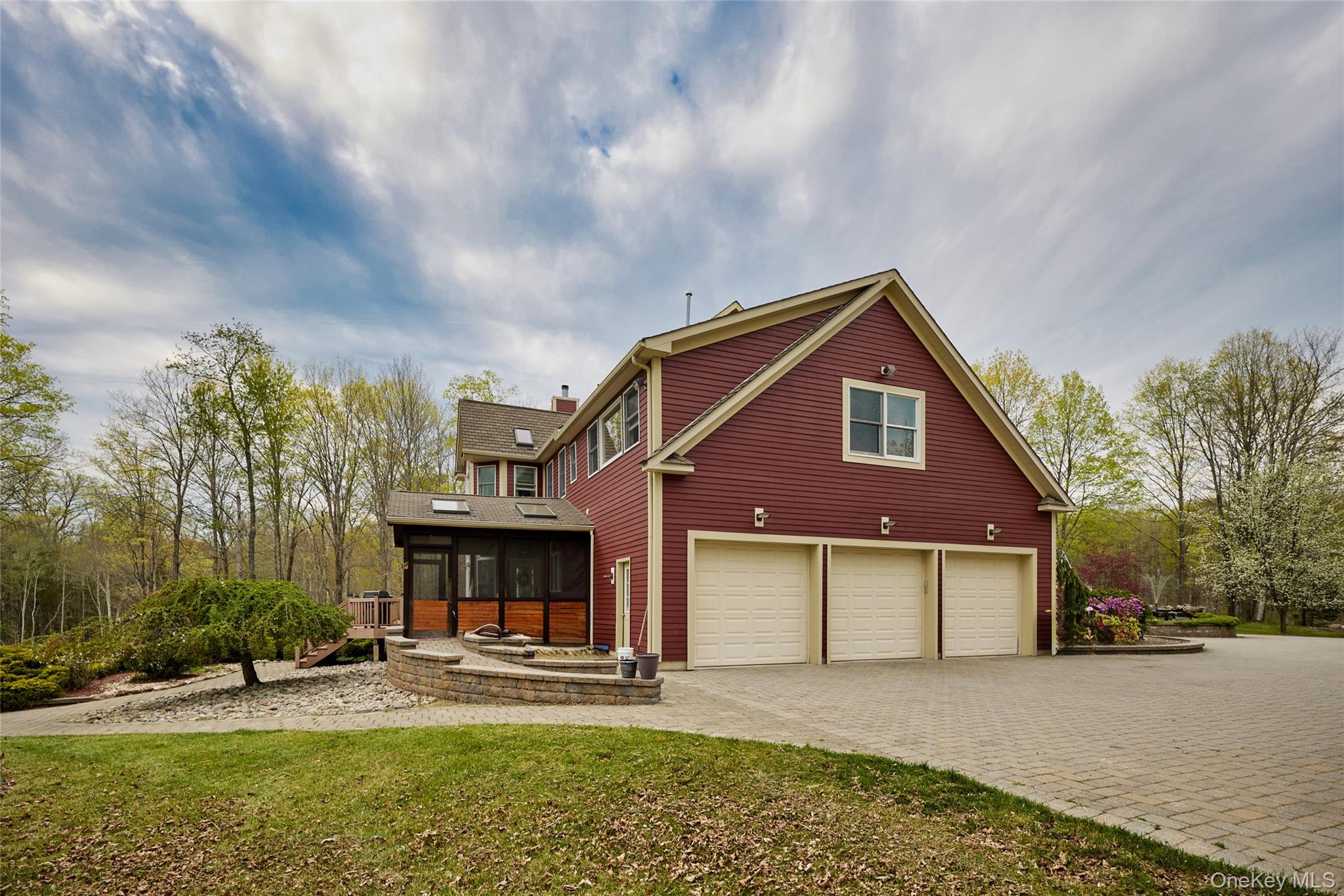 14 Stonewall Court, Warwick, NY 10990