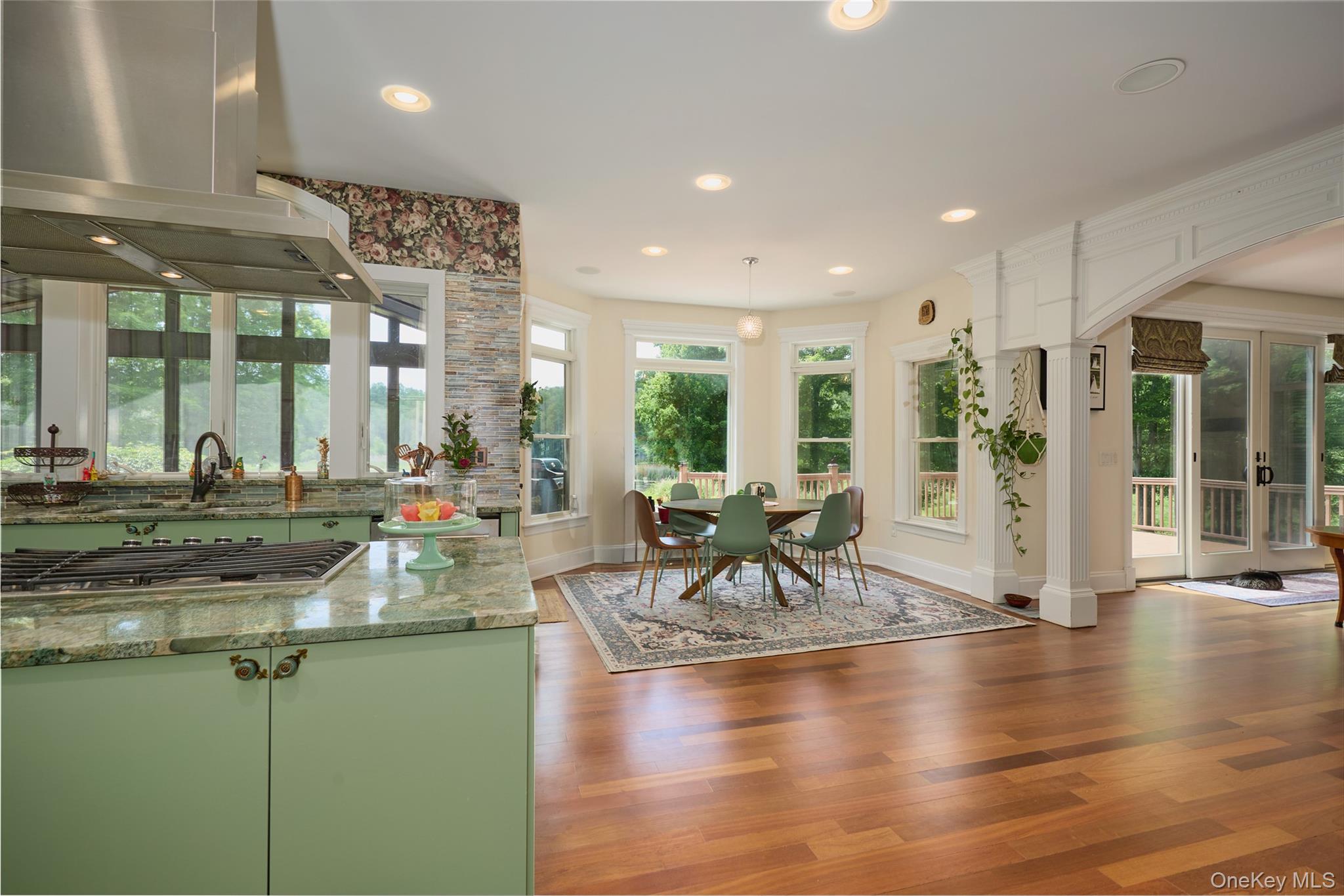 14 Stonewall Court, Warwick, NY 10990