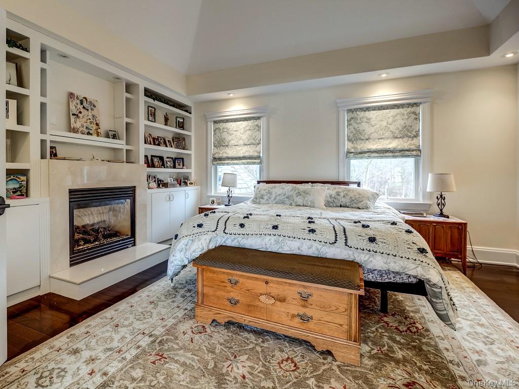 14 Stonewall Court, Warwick, NY 10990