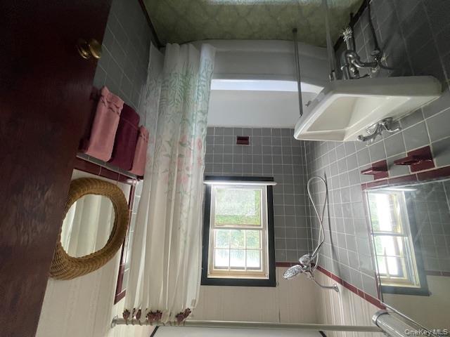 472 Doodletown Road, Elizaville, NY 12523