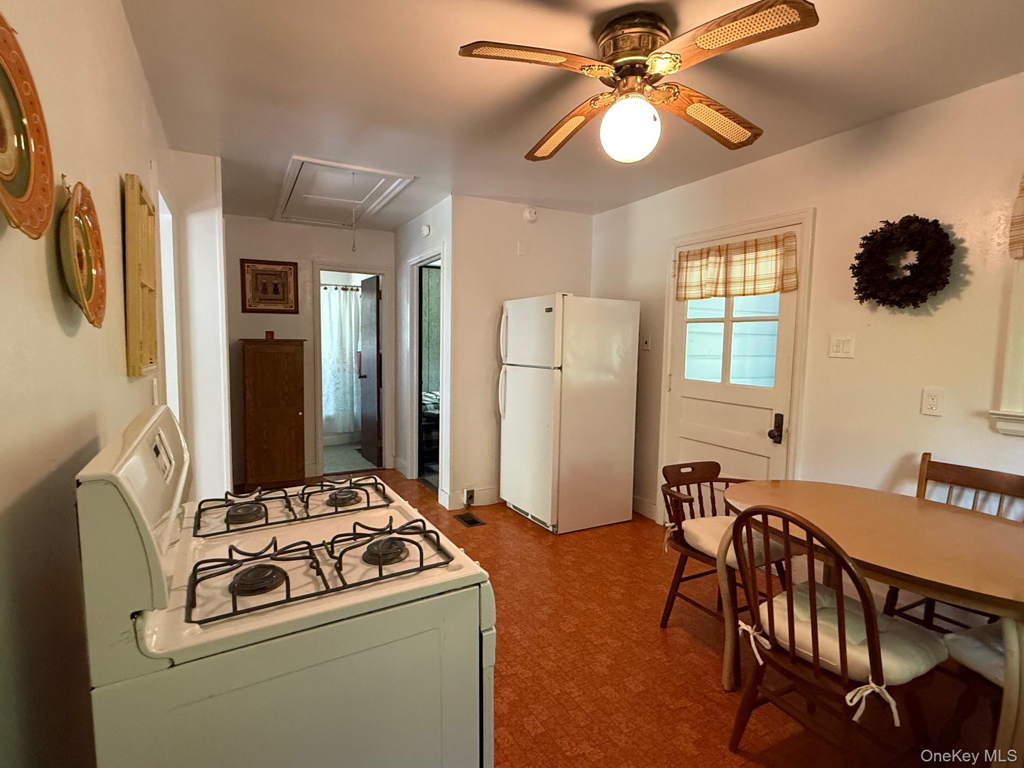 472 Doodletown Road, Elizaville, NY 12523