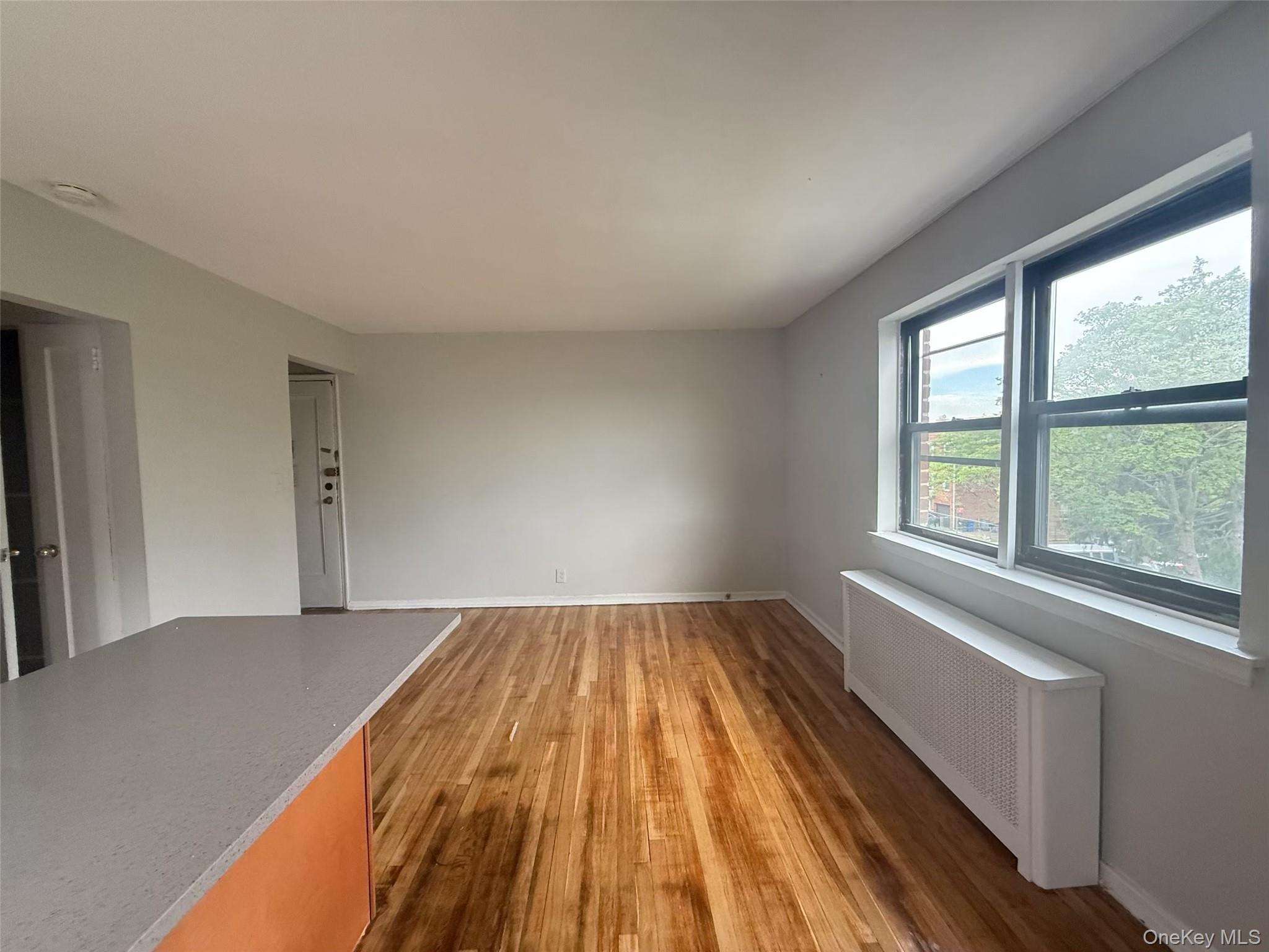 46-41 215th St # 3A, Bayside, NY 11361