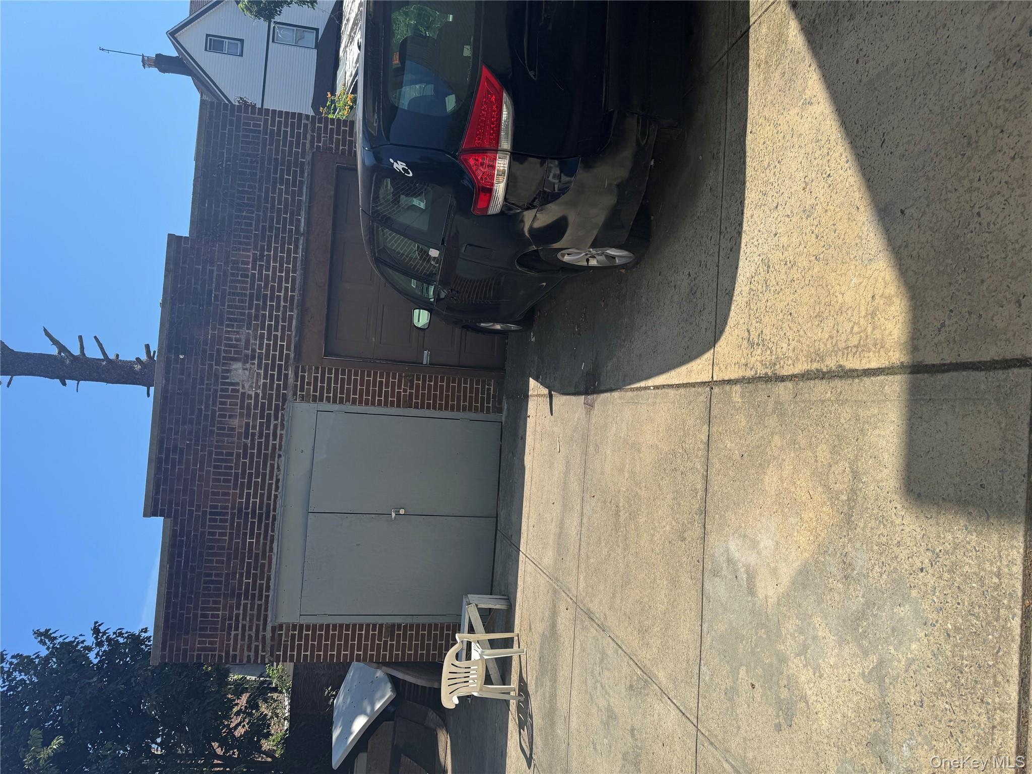 9413 116th Street, Richmond Hill S., NY 11419