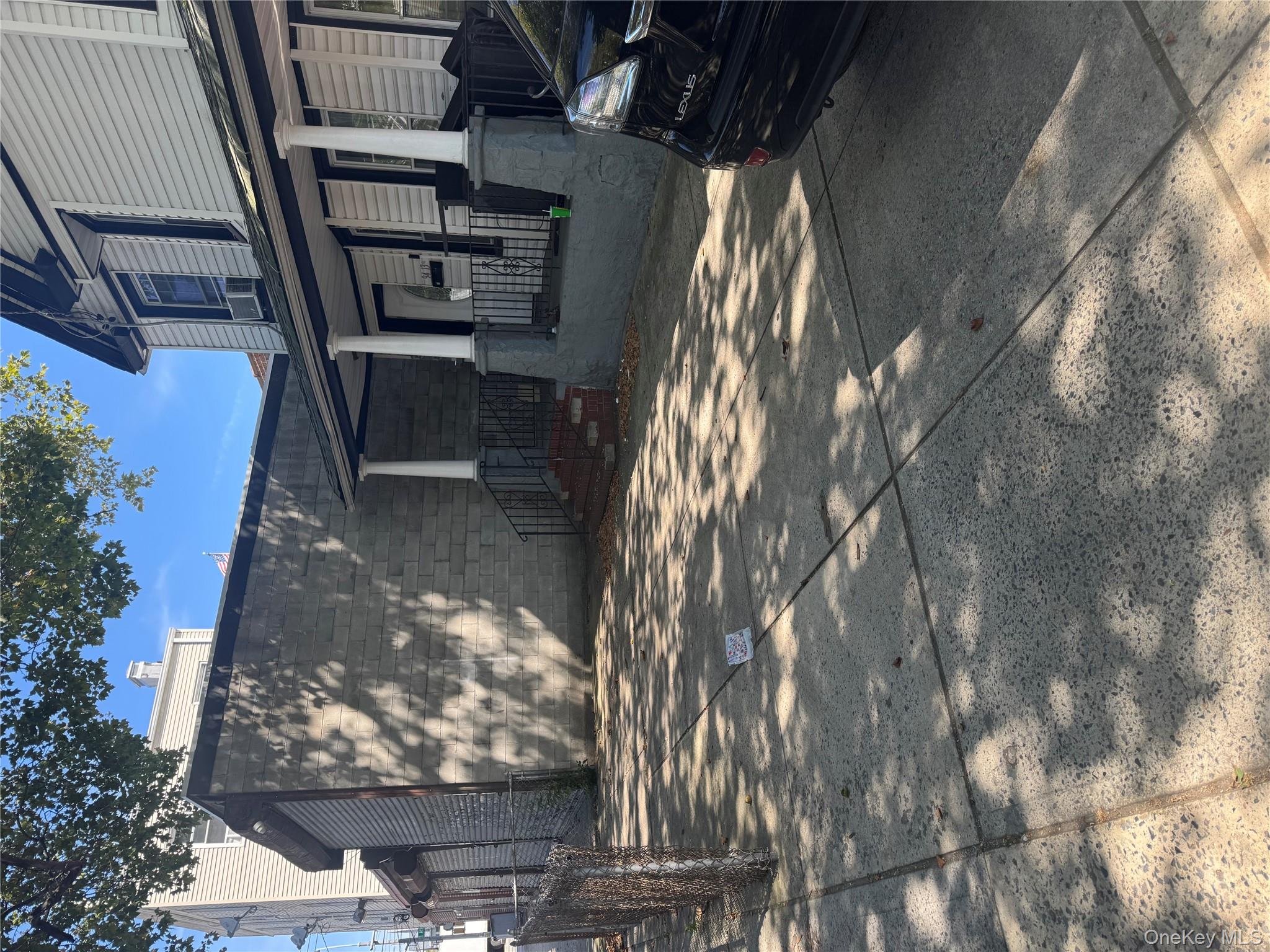 9413 116th Street, Richmond Hill S., NY 11419