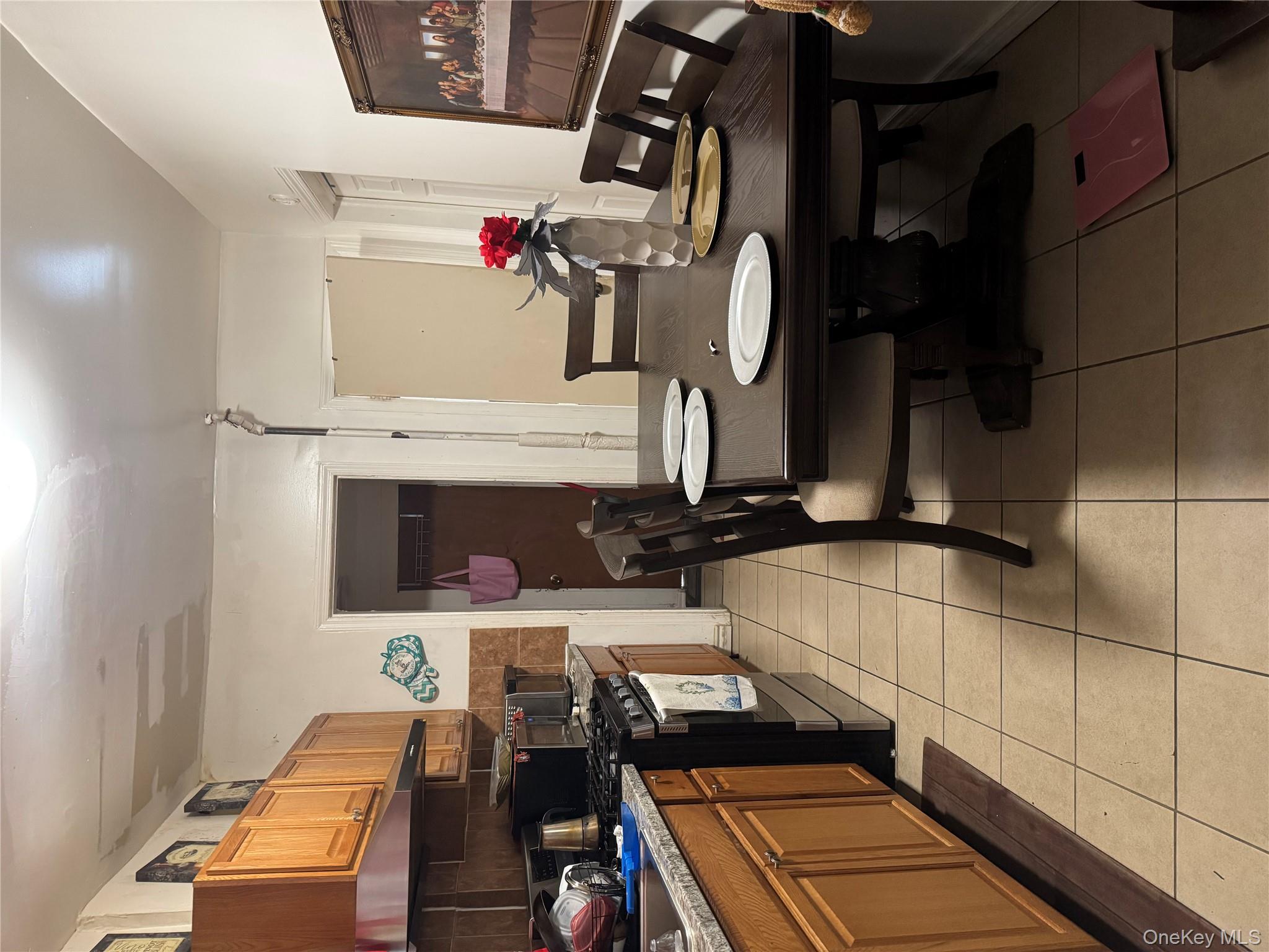 9413 116th Street, Richmond Hill S., NY 11419