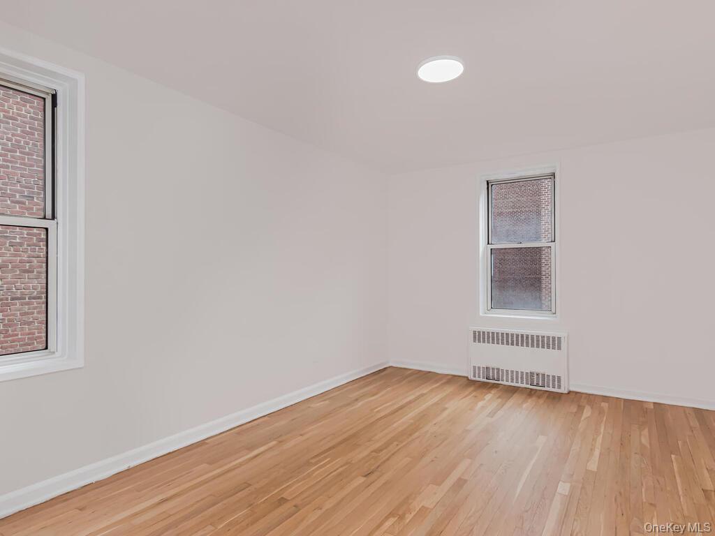 2104 Holland Avenue # 4H, Bronx, NY 10462