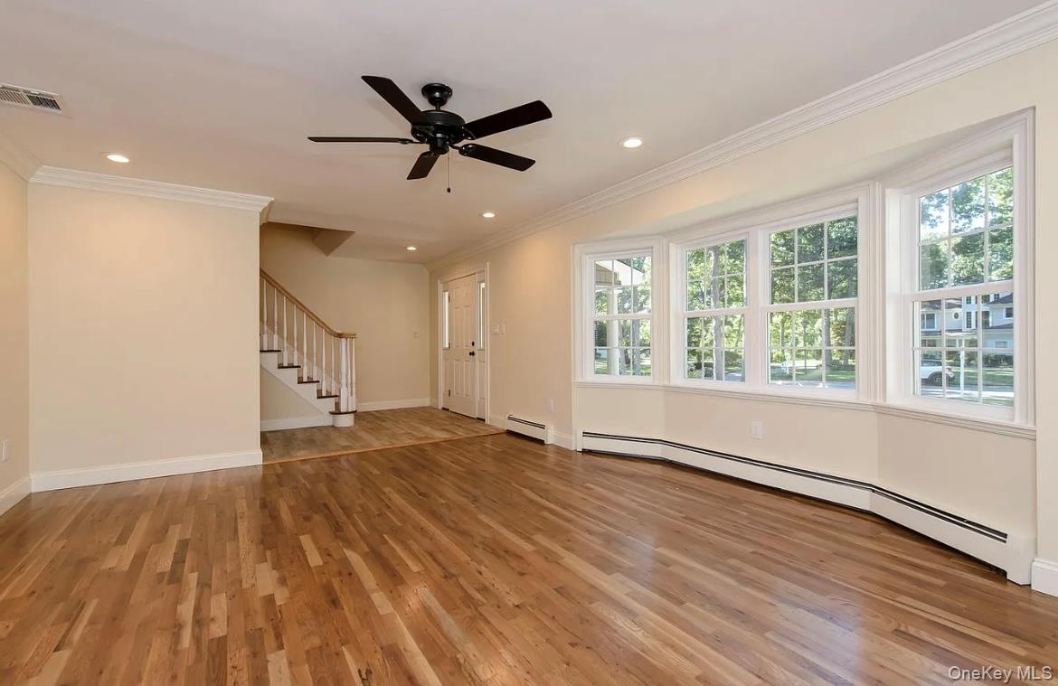 29 Thornwood Drive, Dix Hills, NY 11746