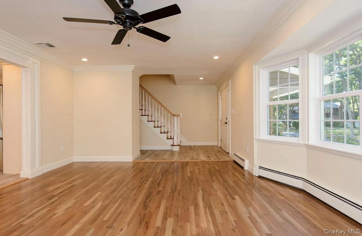 29 Thornwood Drive, Dix Hills, NY 11746