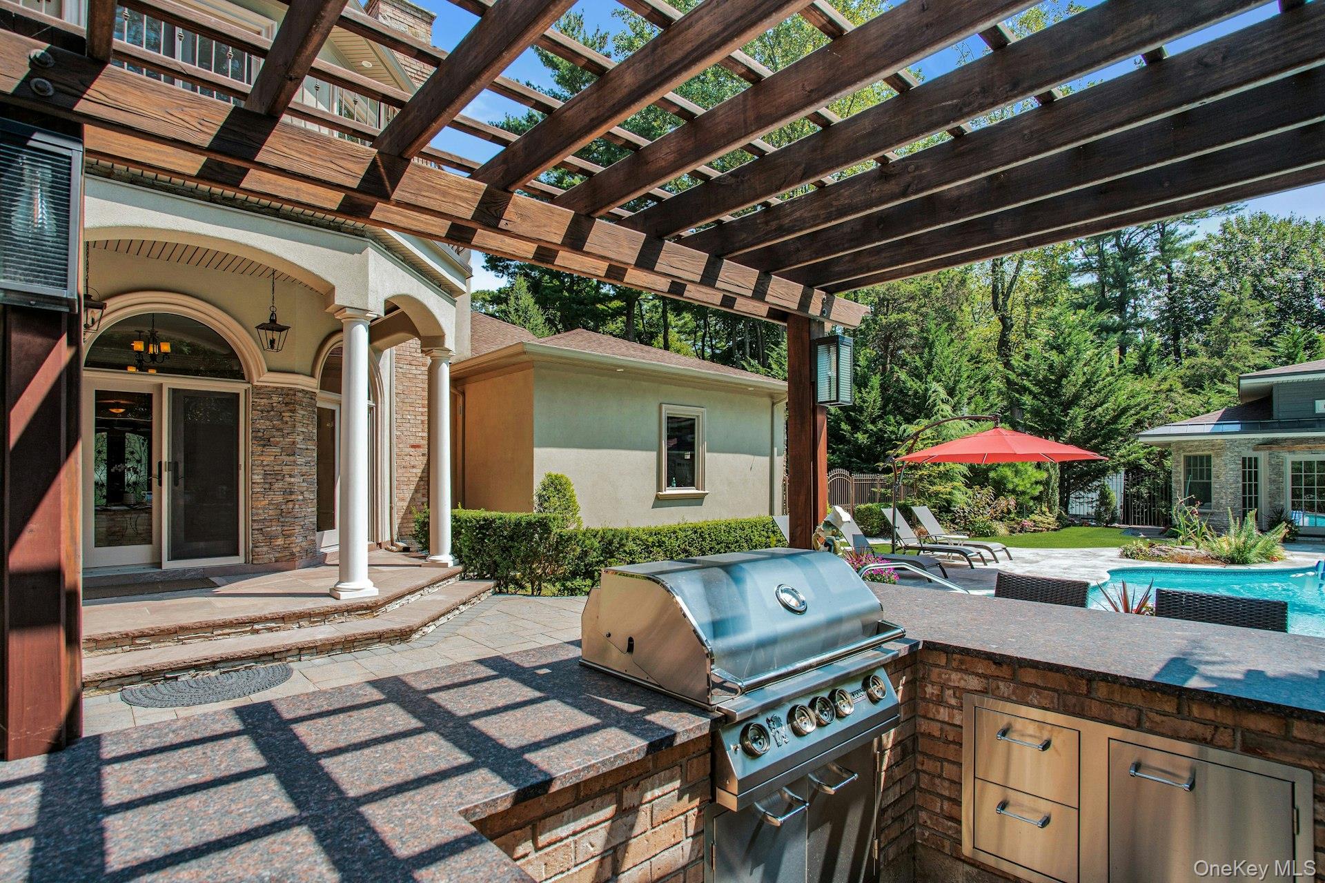 12 Redwood Drive, Dix Hills, NY 11746