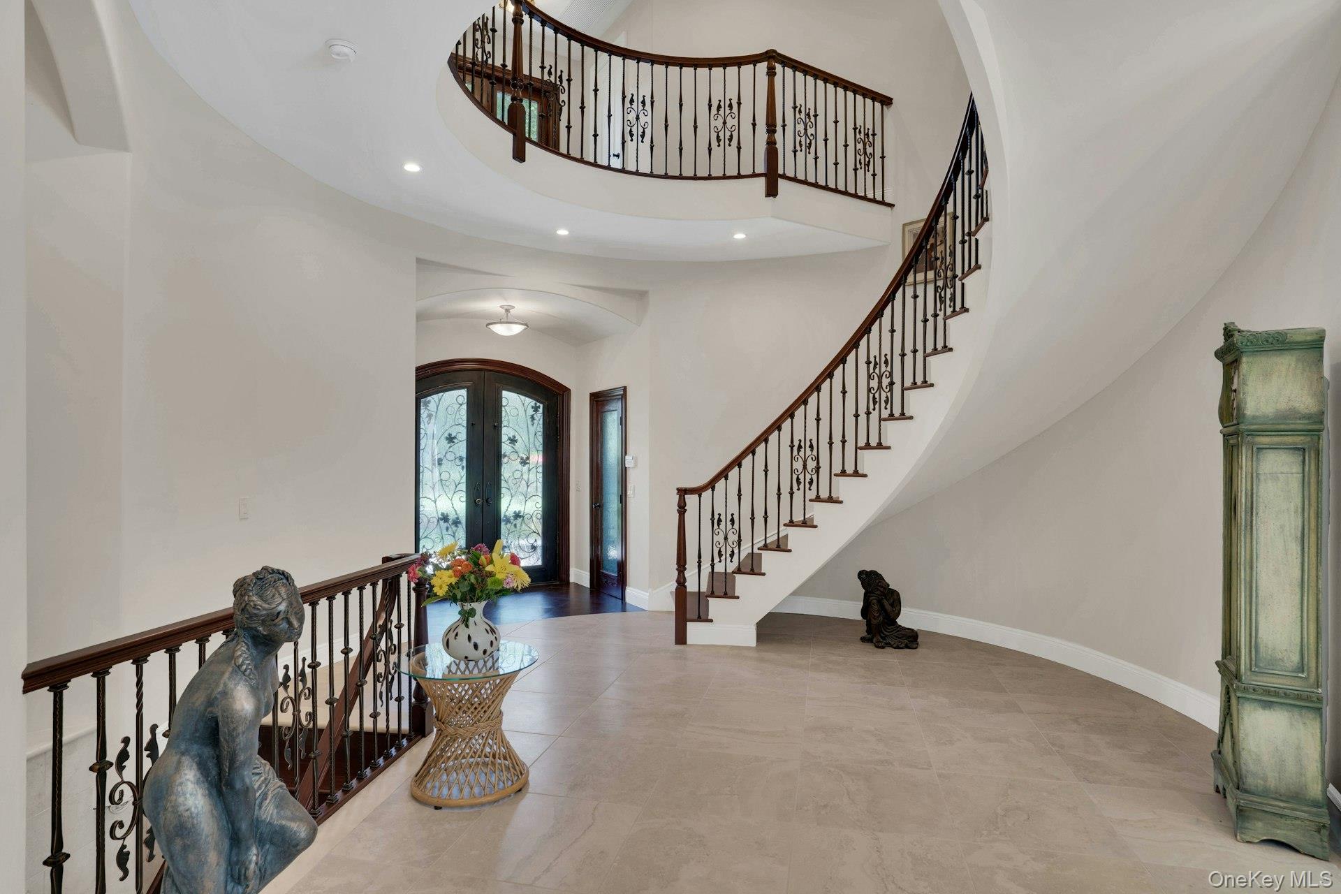 12 Redwood Drive, Dix Hills, NY 11746