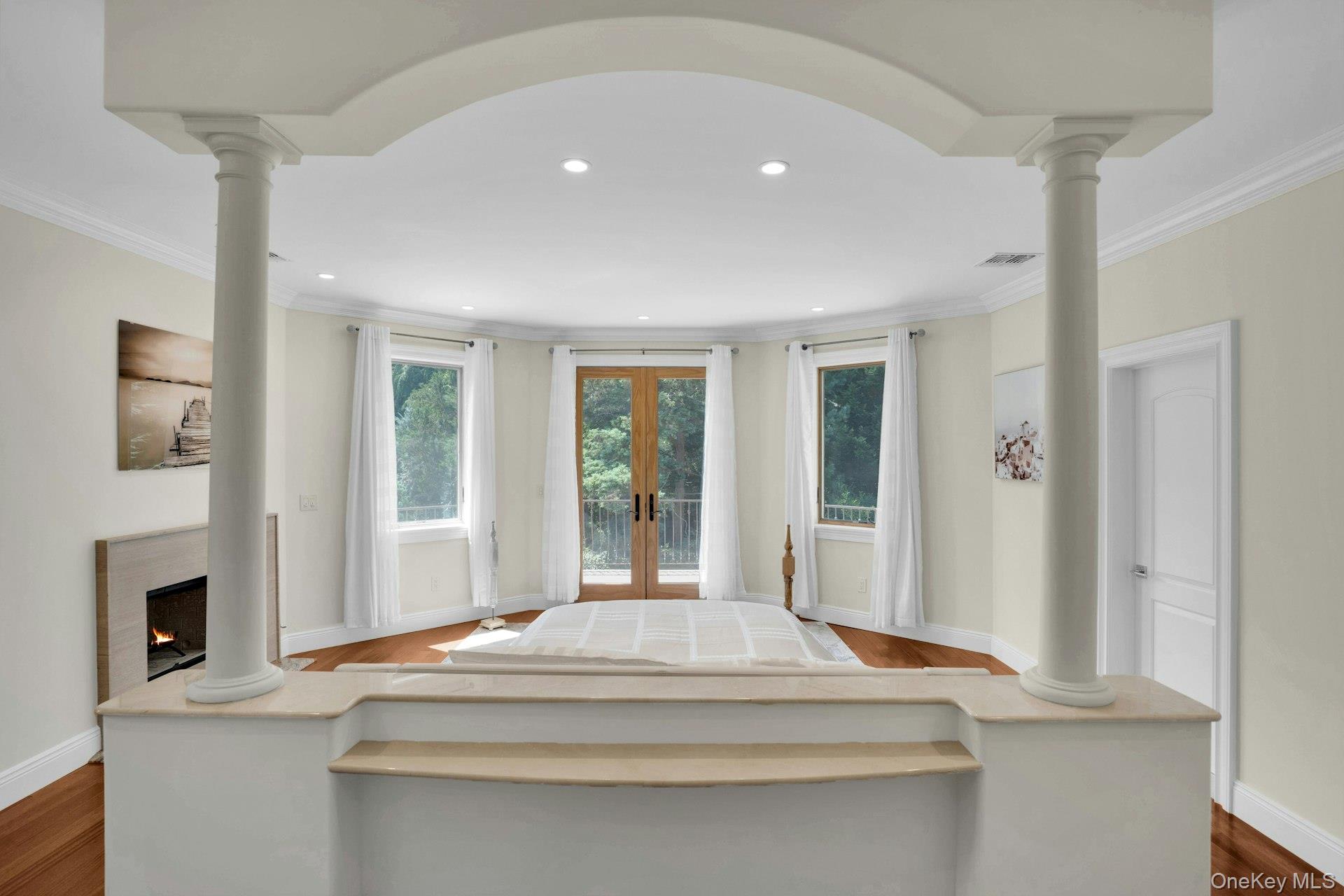 12 Redwood Drive, Dix Hills, NY 11746