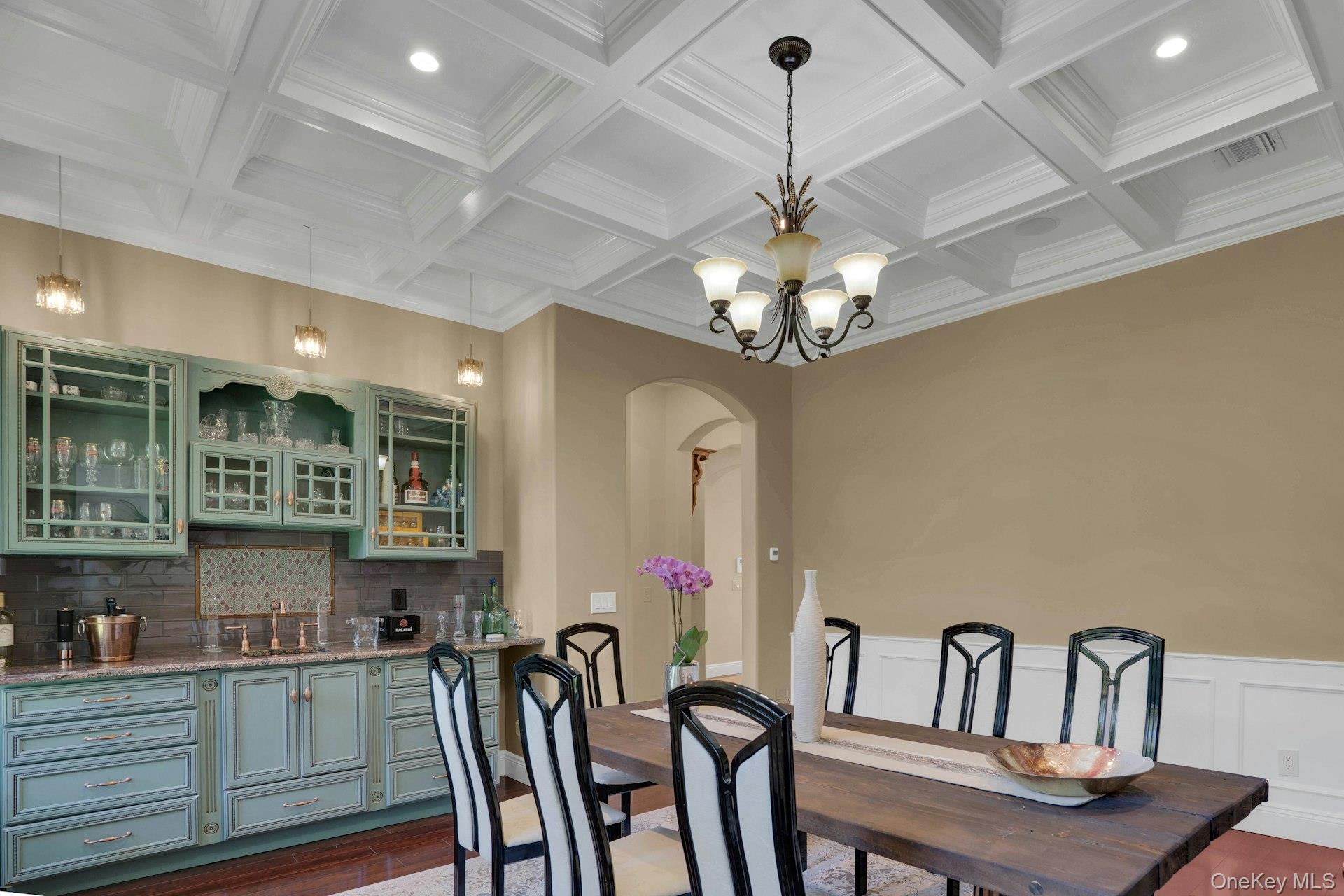 12 Redwood Drive, Dix Hills, NY 11746