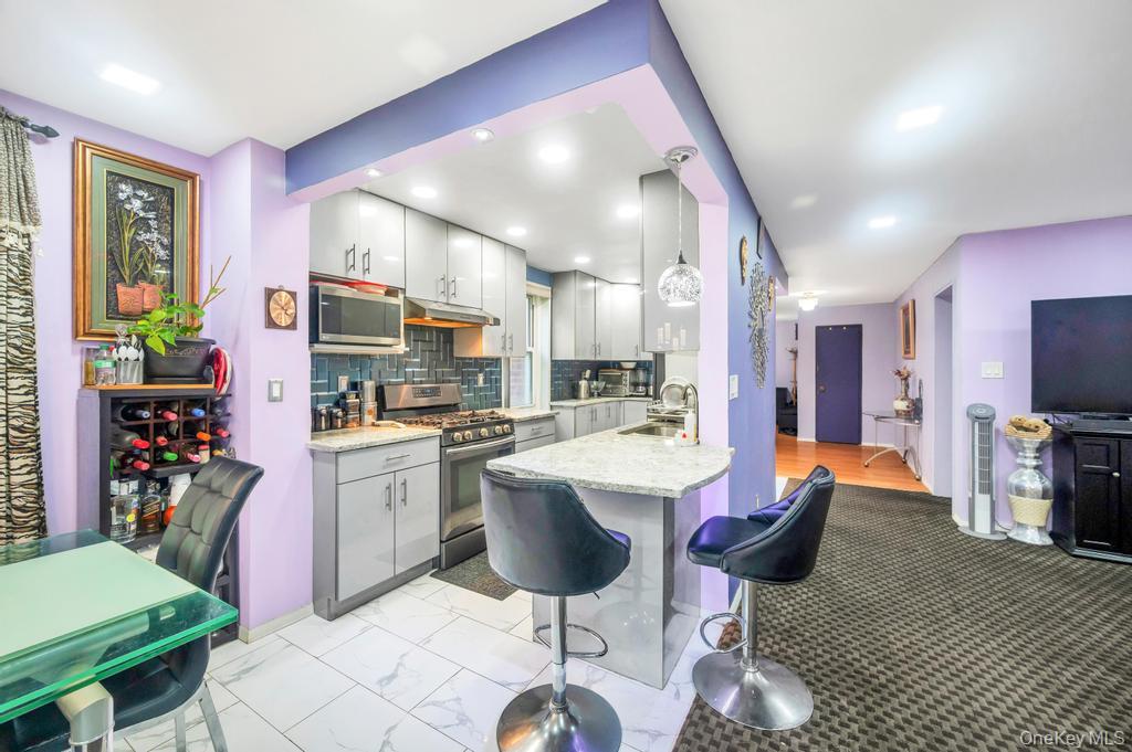 9231 57th Avenue # 1E, Elmhurst, NY 11373