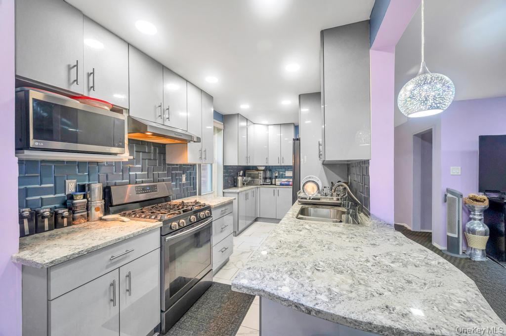 9231 57th Avenue # 1E, Elmhurst, NY 11373