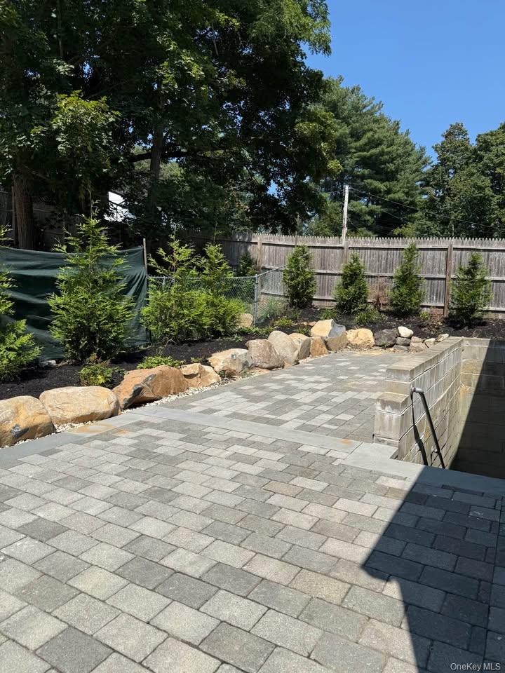 253 Woodbury Road, Woodbury, NY 11797