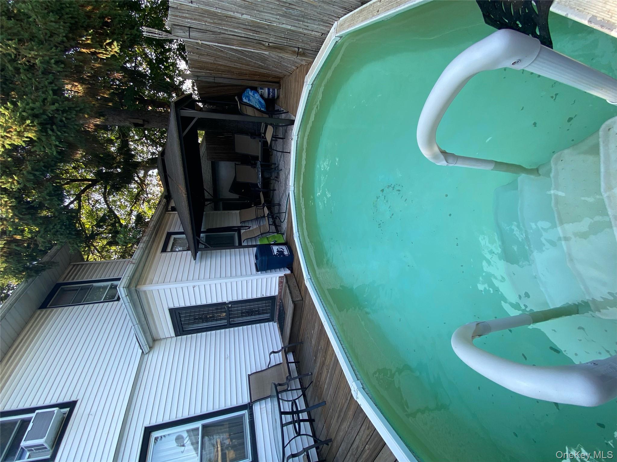 939 College Place, College Point, NY 11356